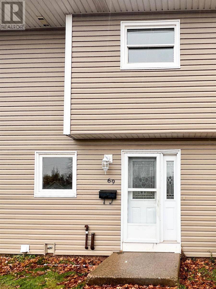 Charlottetown, C1A8P1,69 Westridge Crescent