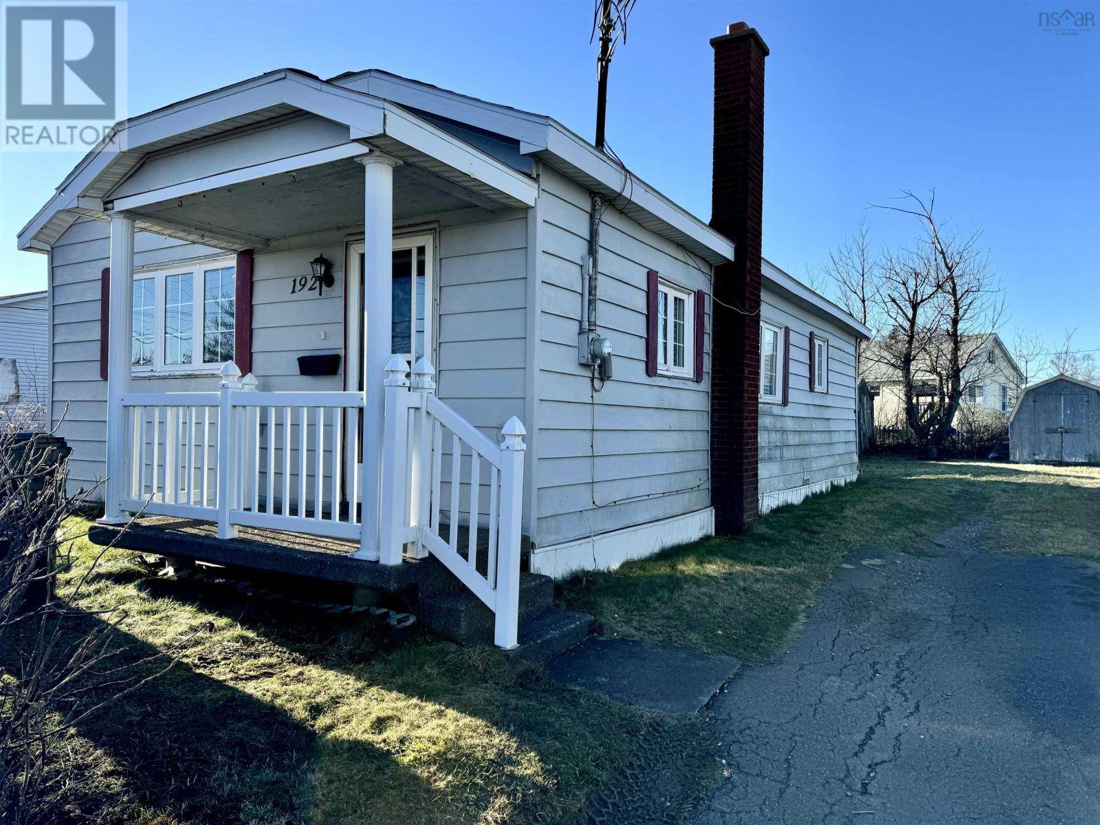 Glace Bay, NS B1A1P5,192 Seaview Street