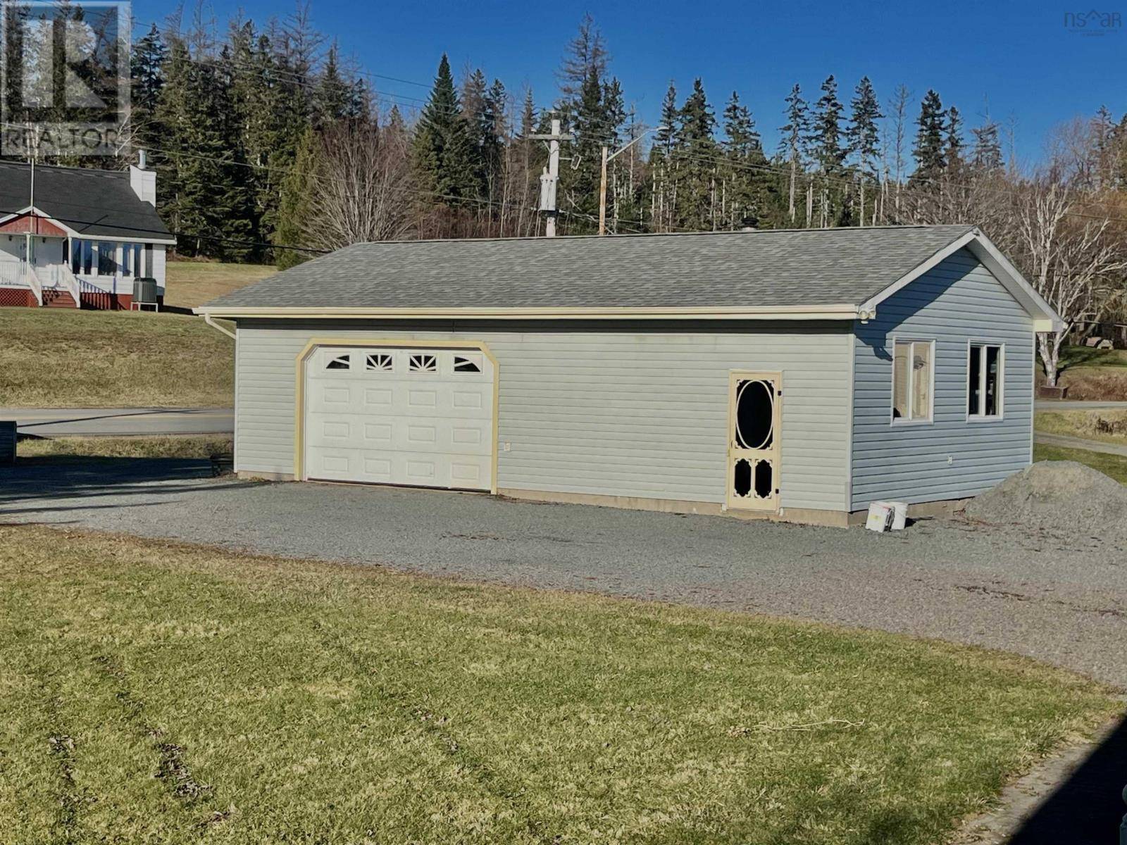 Grantville, NS B0E1J0,479 Lower River Road