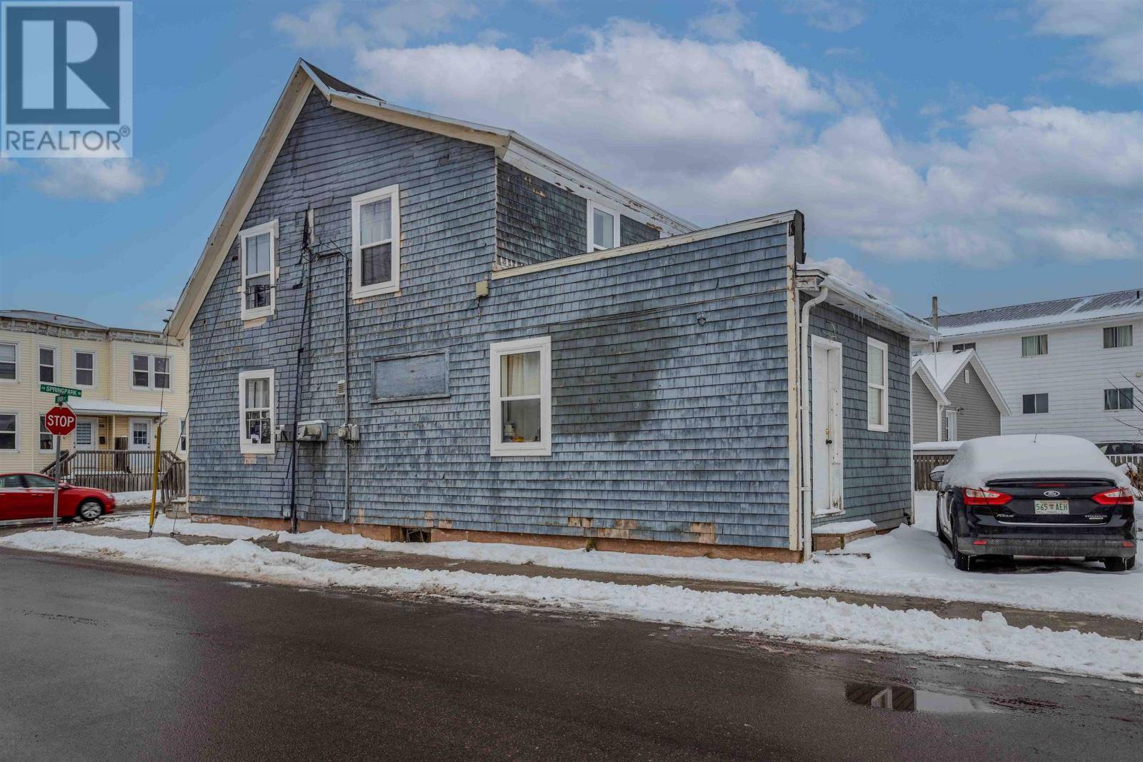 Charlottetown, C1A3X9,63 Spring Park Road E