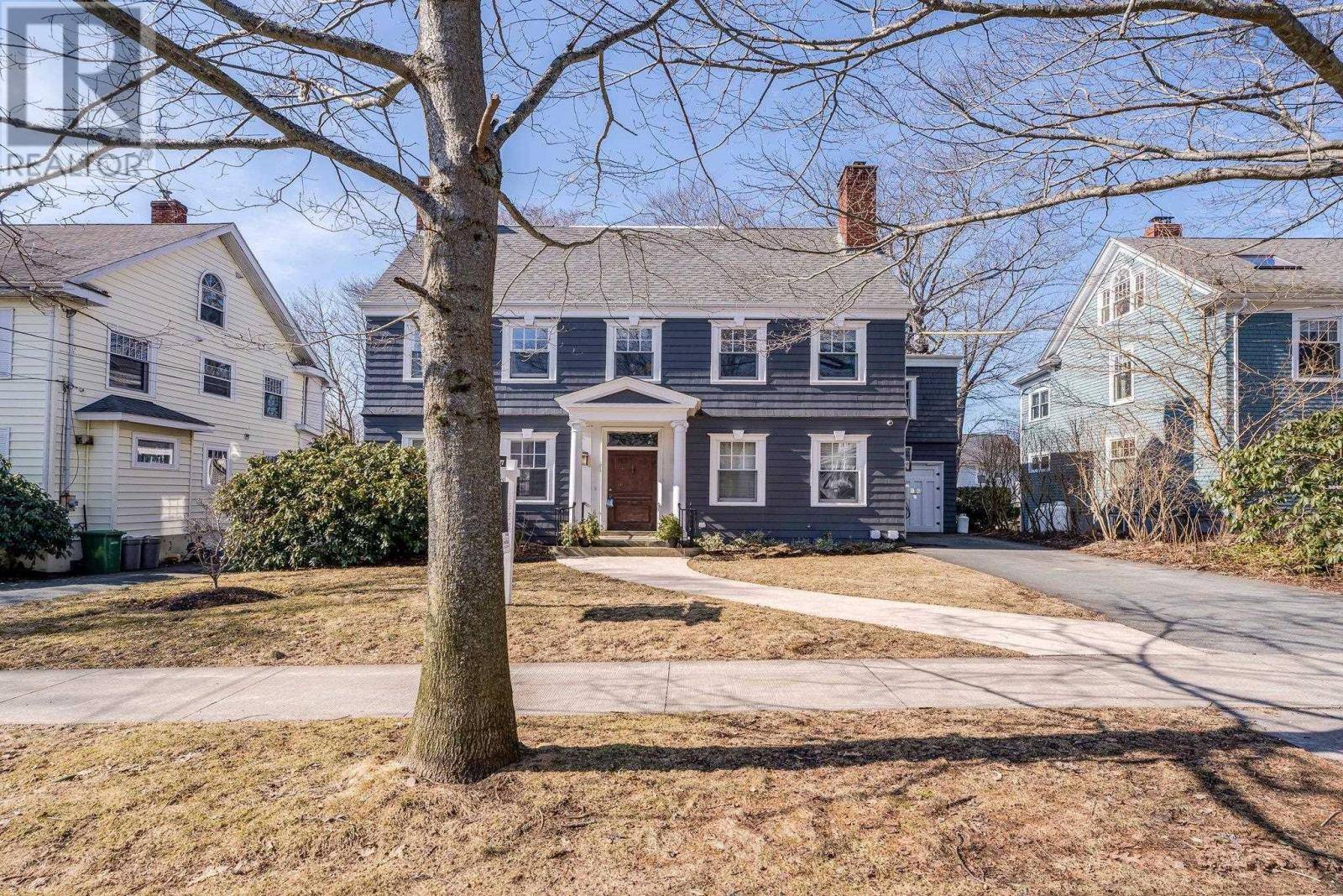 Halifax, NS B3H4E5,1936 Bloomingdale