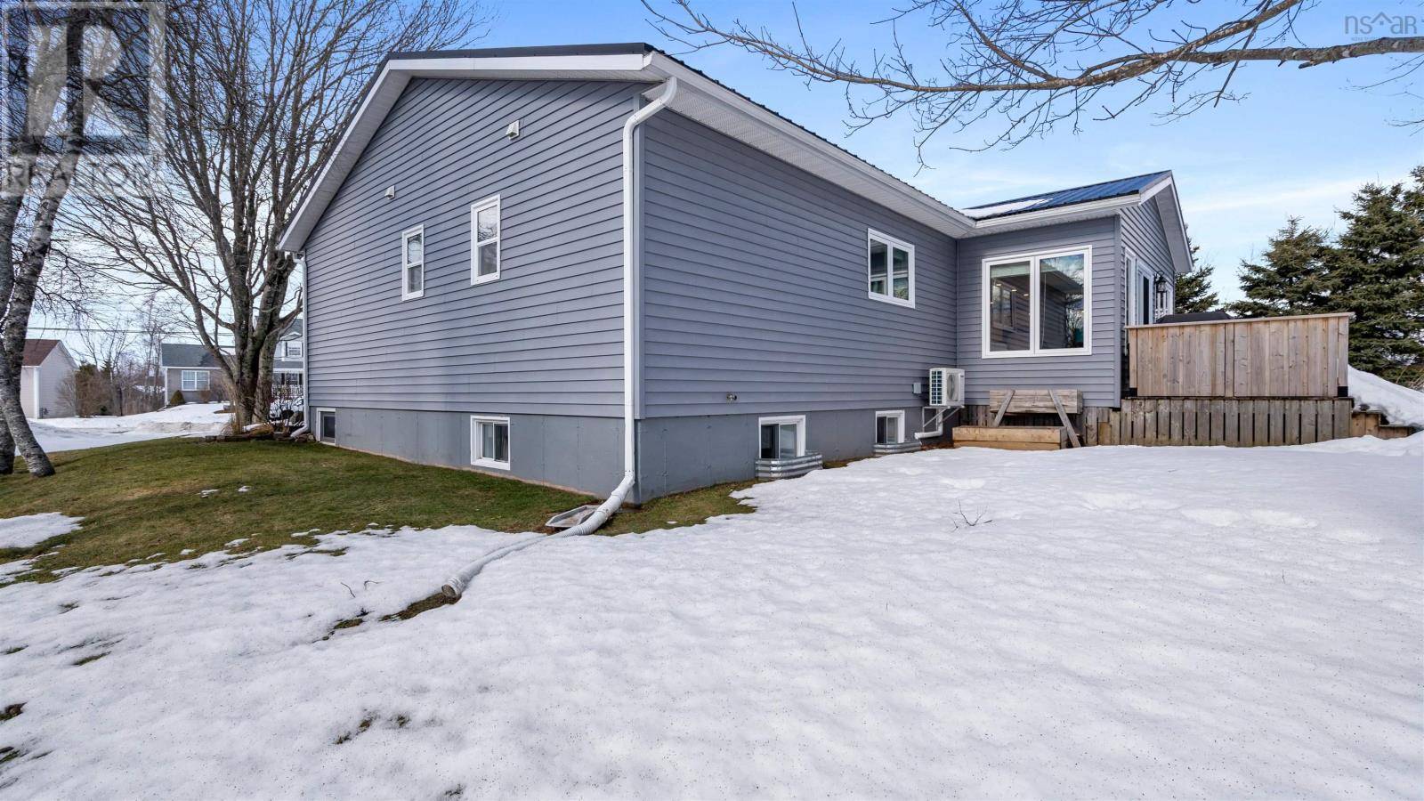 Amherst, NS B4H4T5,9 Forest Glen Court