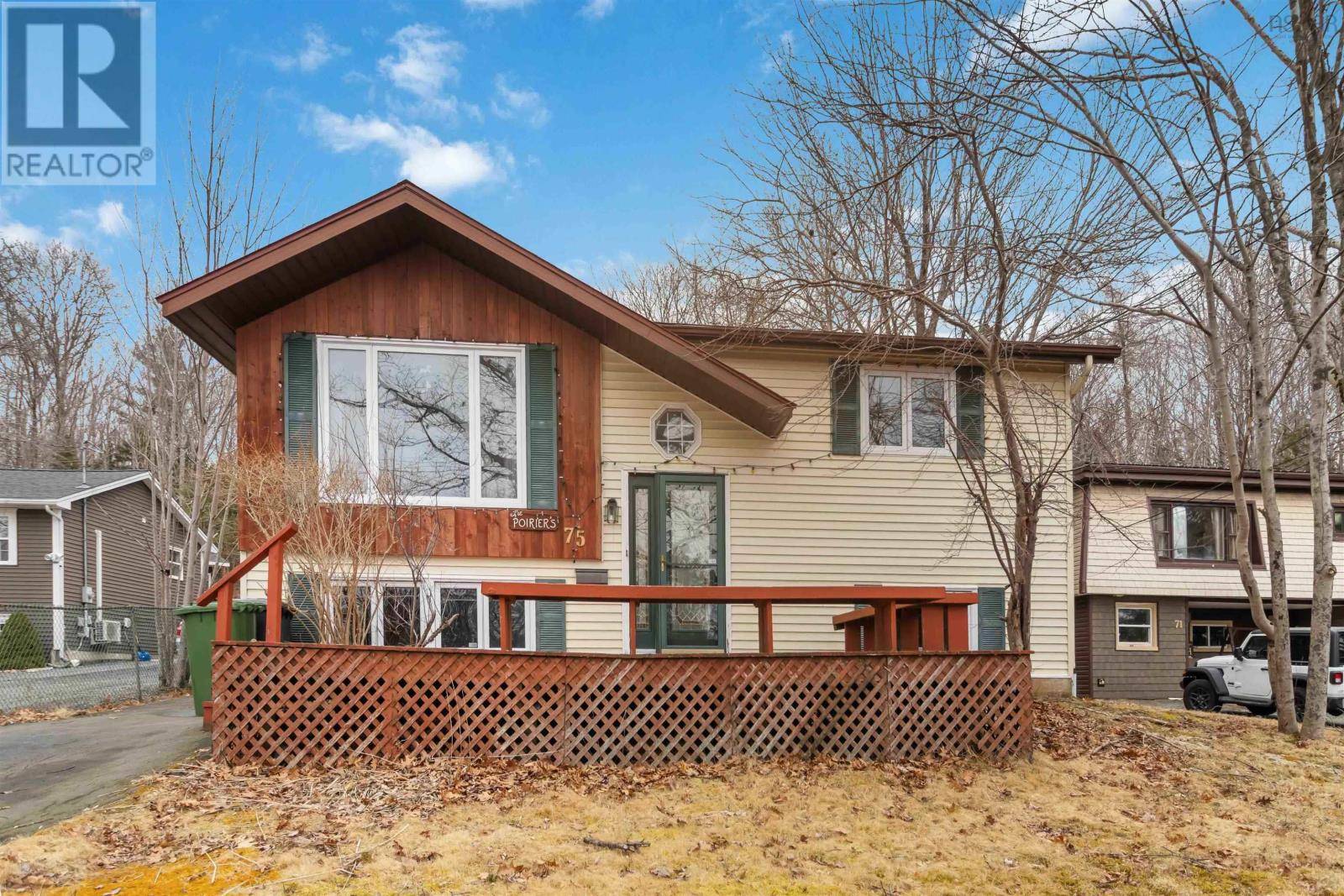Lower Sackville, NS B4C1W6,75 Hillside Avenue
