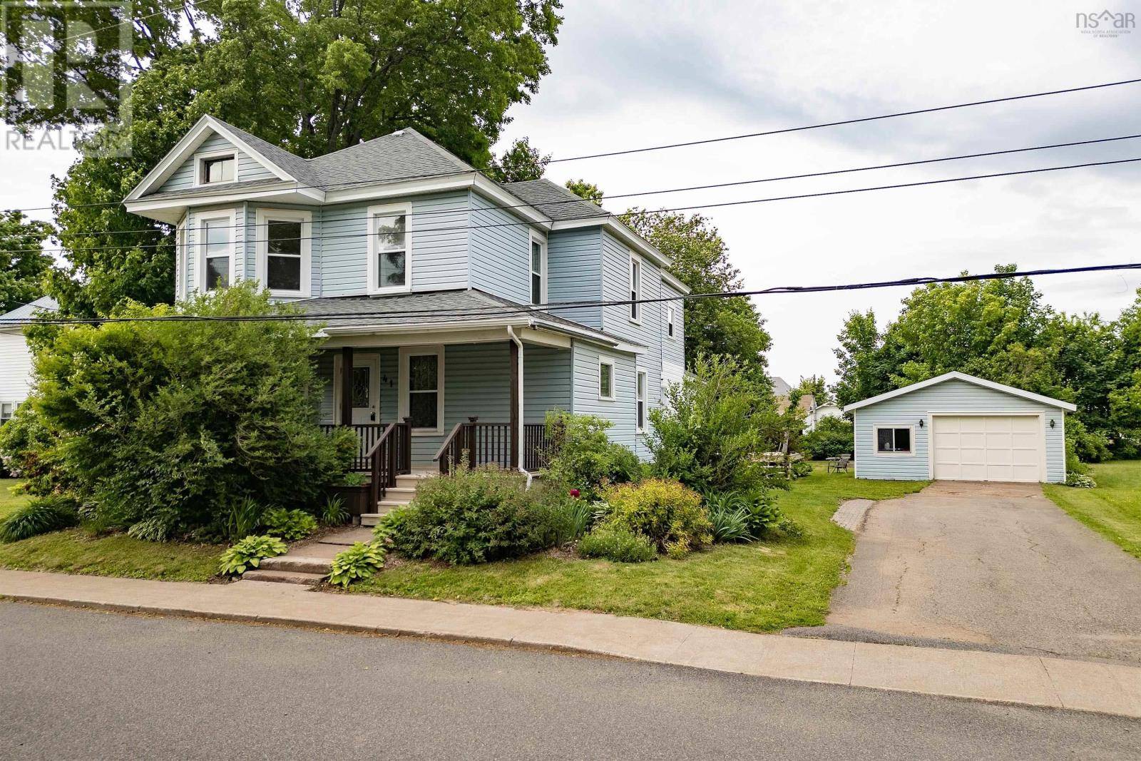 Oxford, NS B0M1P0,41 Prince William Street