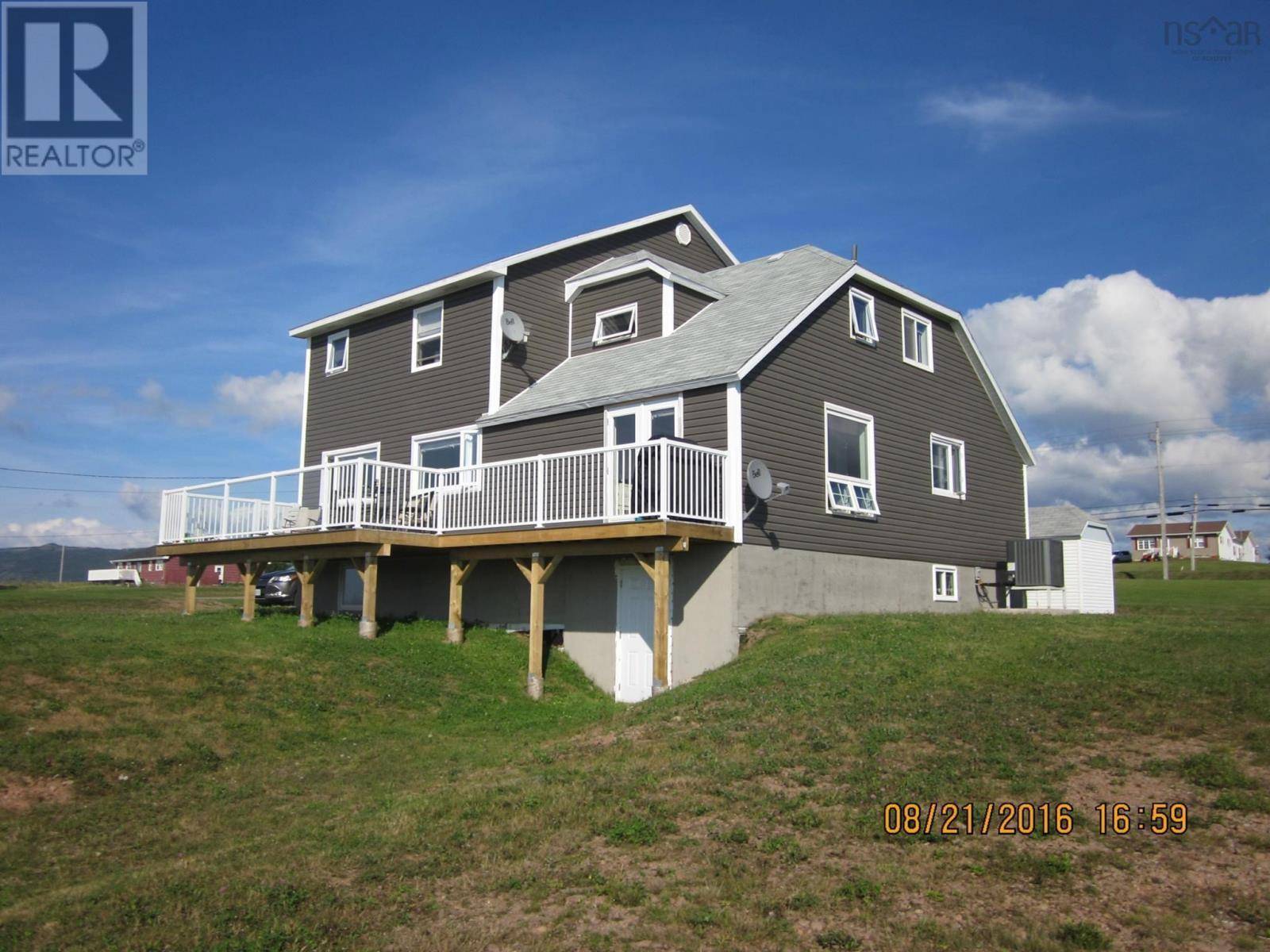 Chéticamp, NS B0E1H0,15715 Cabot Trail