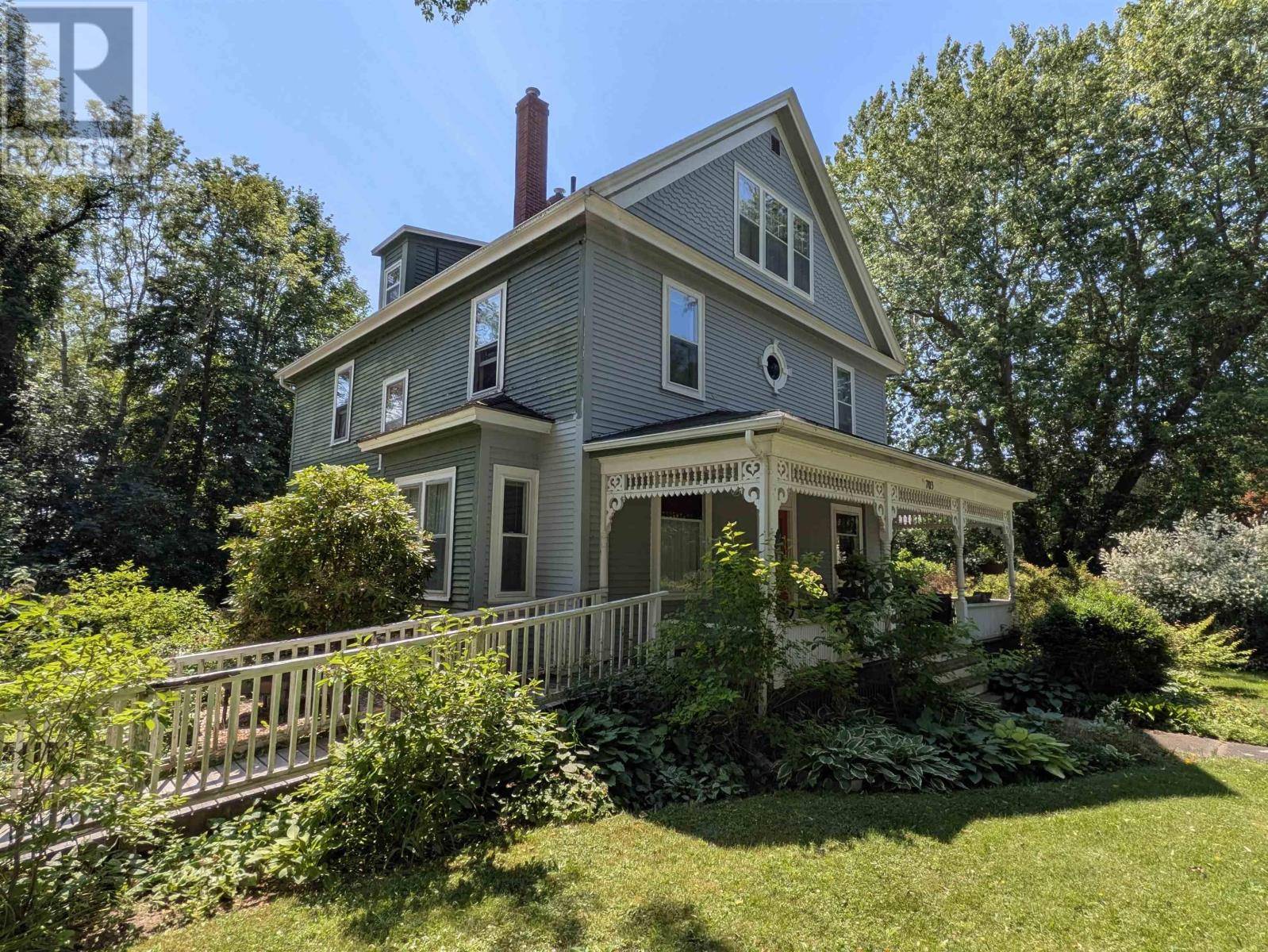 Annapolis Royal, NS B0S1A0,703 Saint George Street