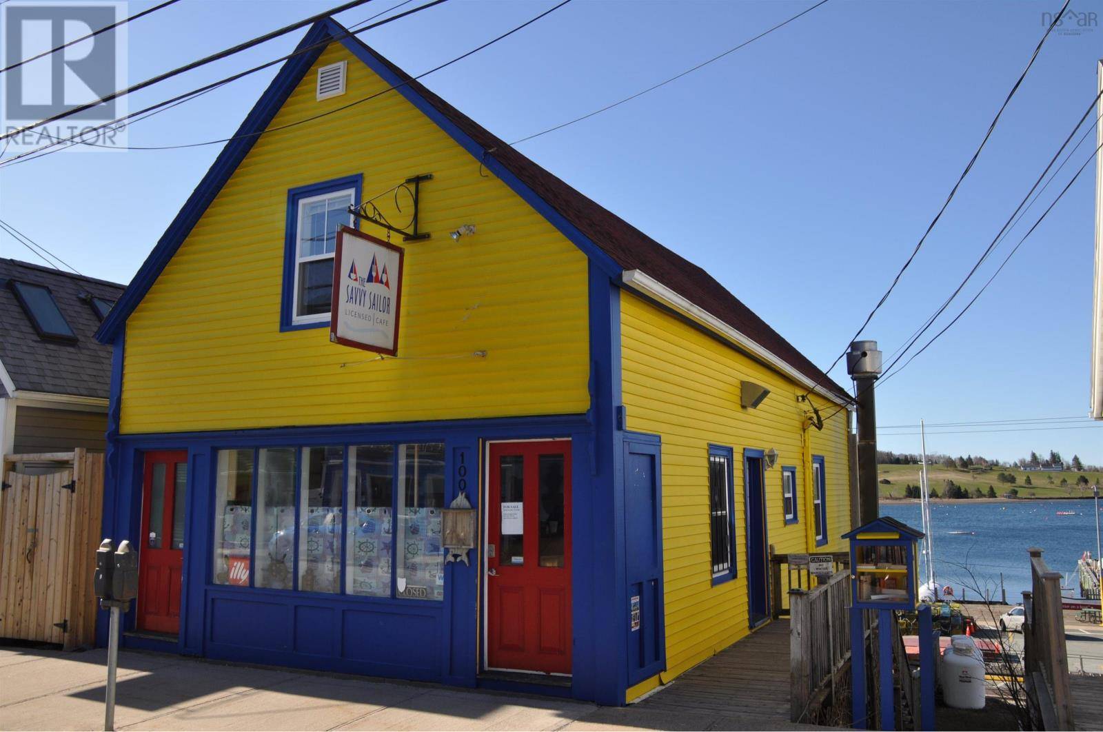Lunenburg, NS B0J2C0,100 Montague Street