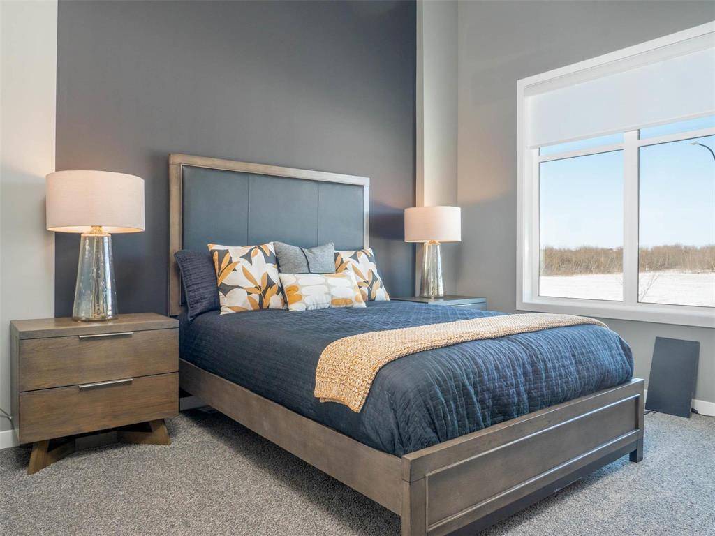 Winnipeg, MB R3R3Y8,558 Couture Crescent