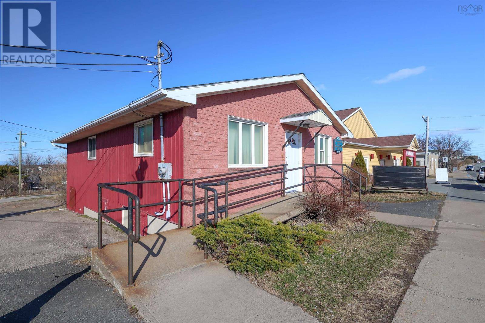 Sydney Mines, NS B1V2L2,750 Main Street Street