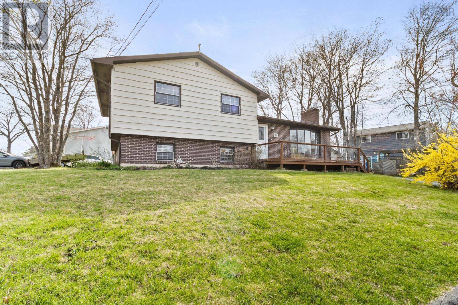 Lower Sackville, NS B4B3A3,99 Johnson Crescent