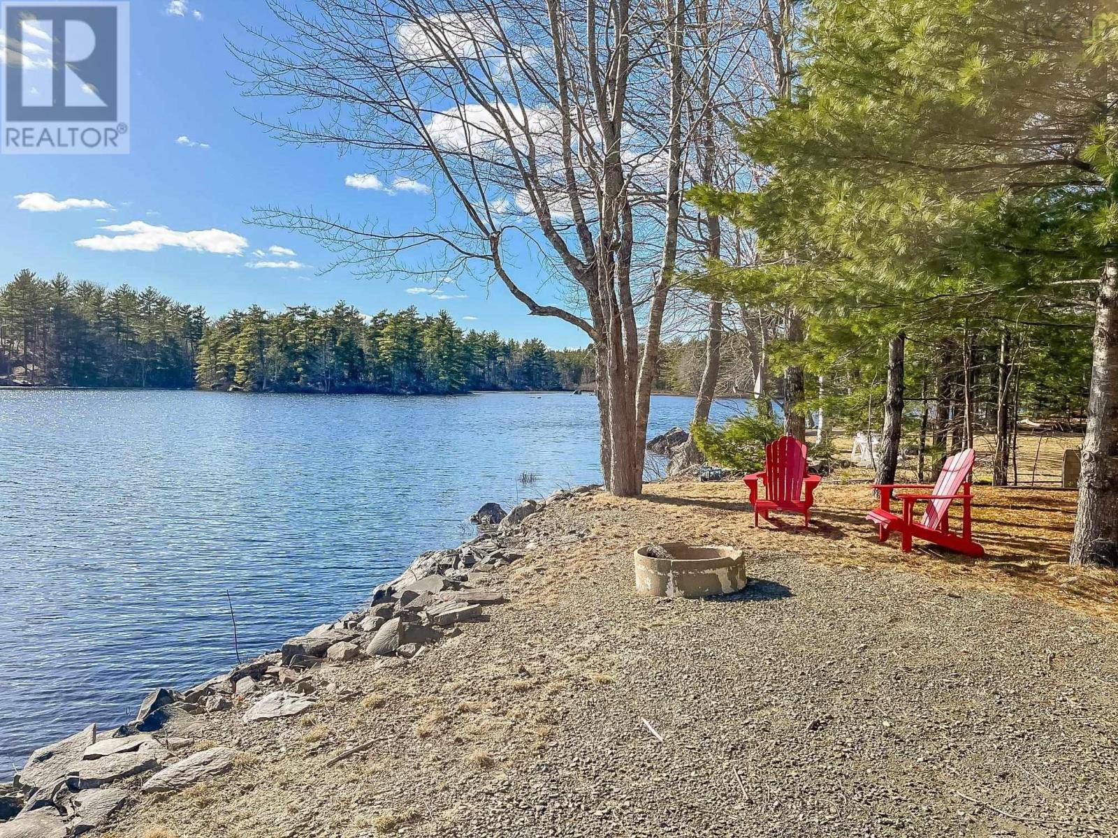Labelle, NS B0T1E0,155 Ponhook Shore Road