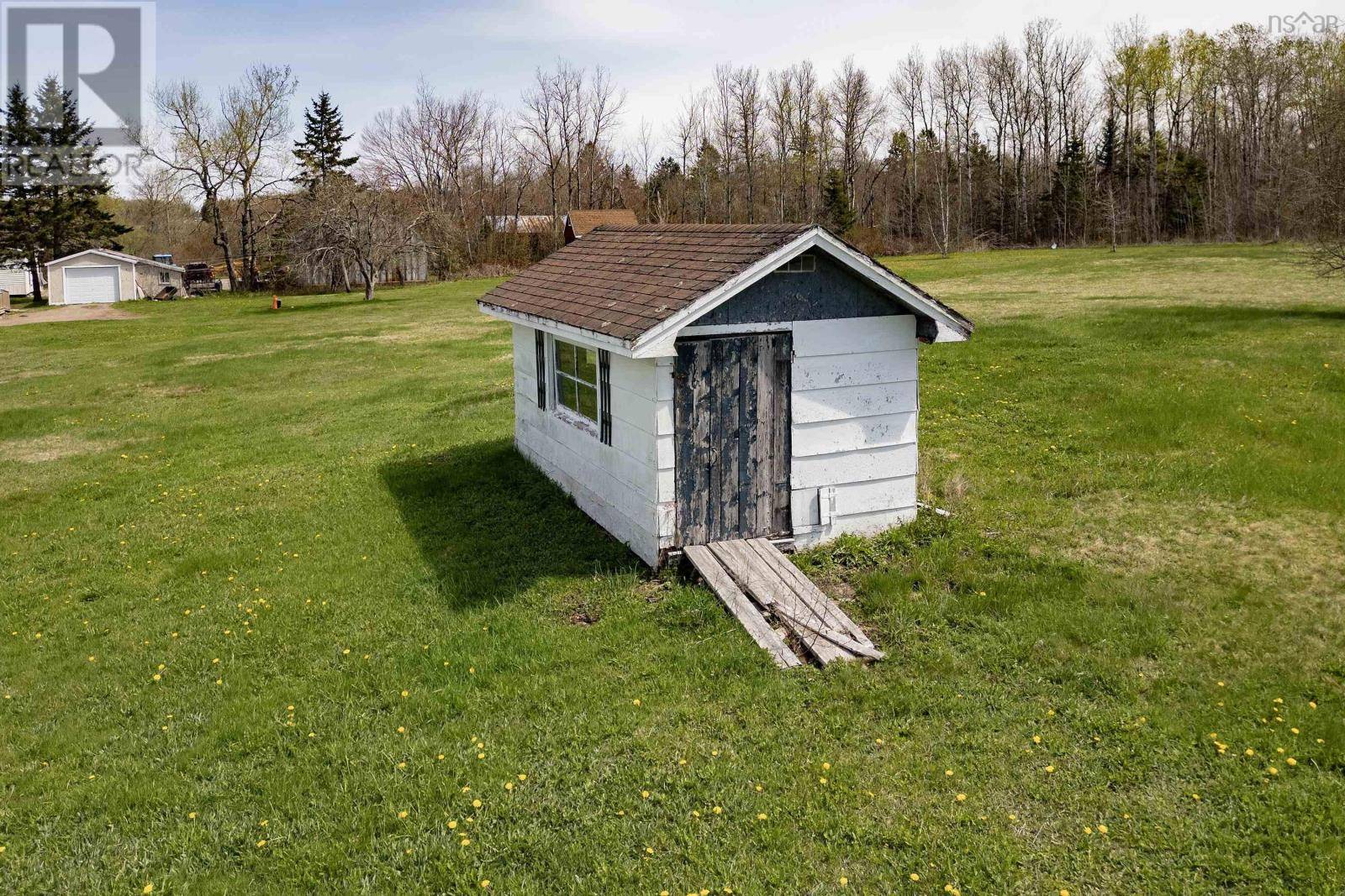 Leamington, NS B0M1X0,11900 Highway 2