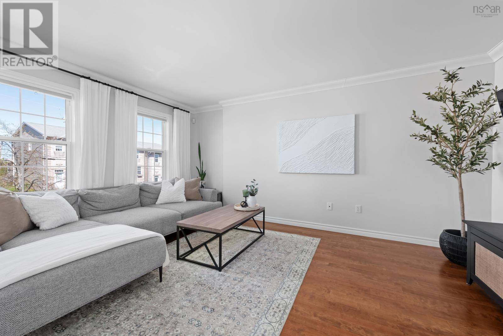 Halifax, NS B3M4Y5,18 Brigadier Court