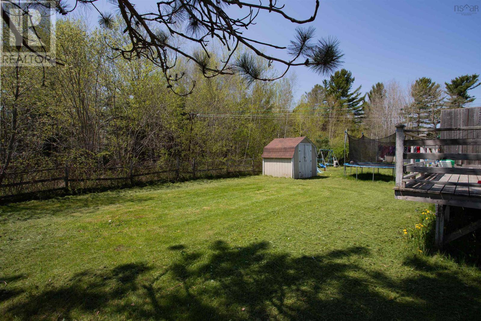 Greenwood, NS B0P1R0,989-991 Glasgow Avenue
