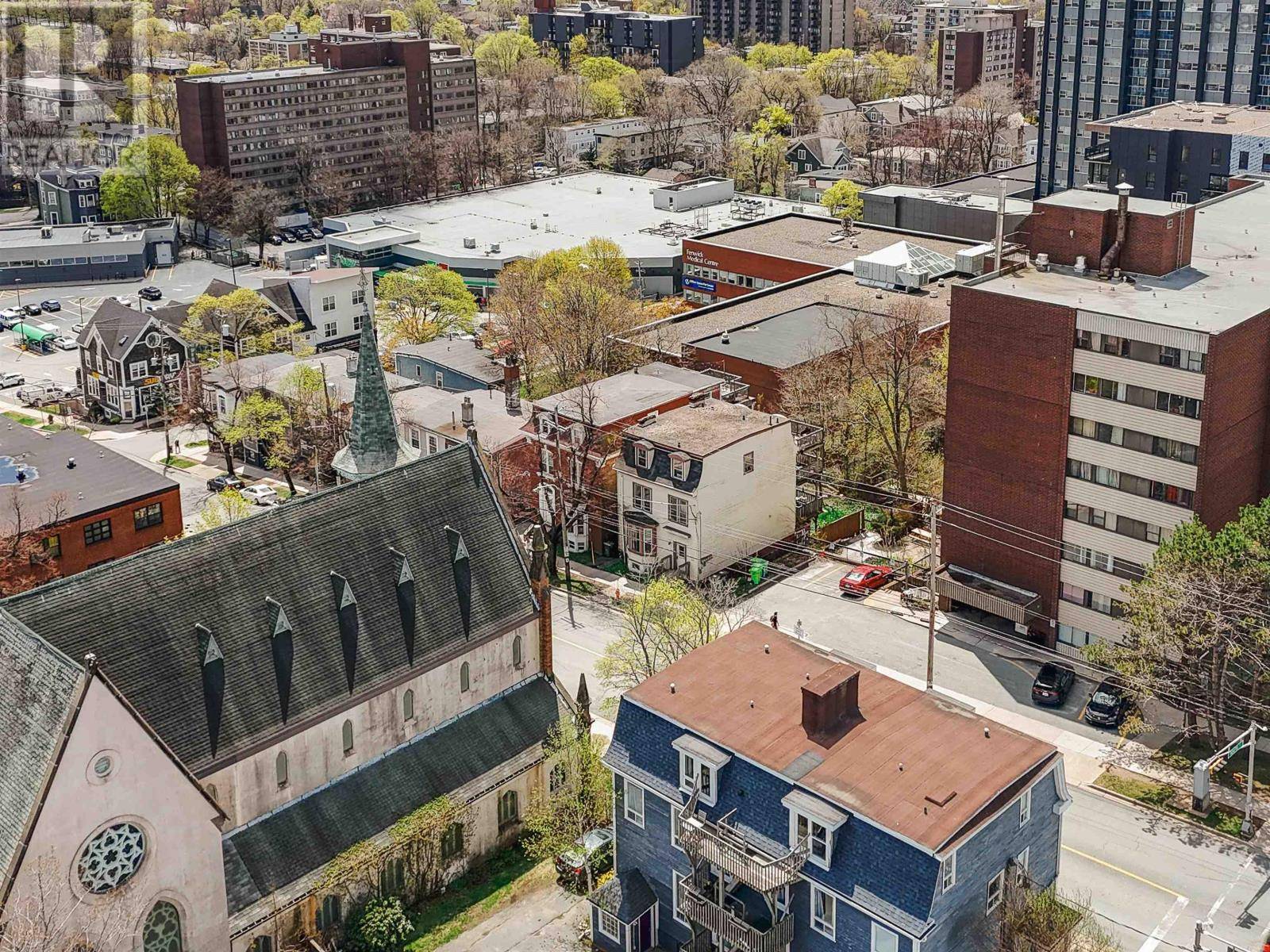 Halifax, NS B3H2S3,1178 Queen Street
