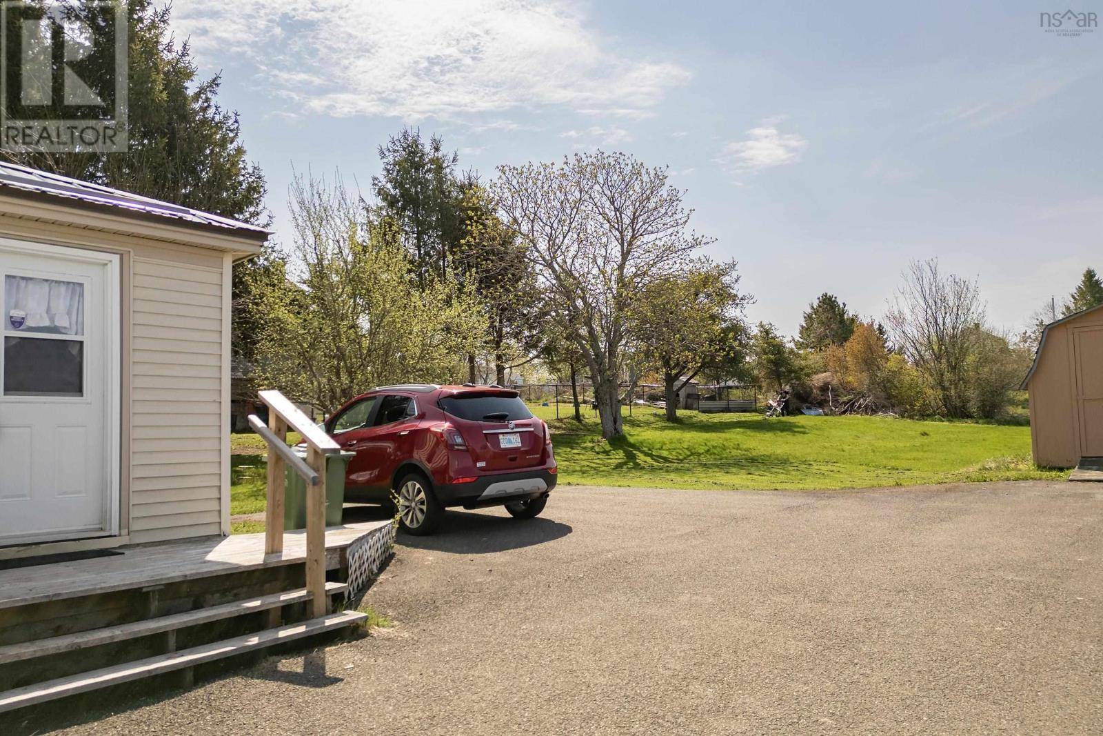 Springhill, NS B0M1X0,40 Hall Street