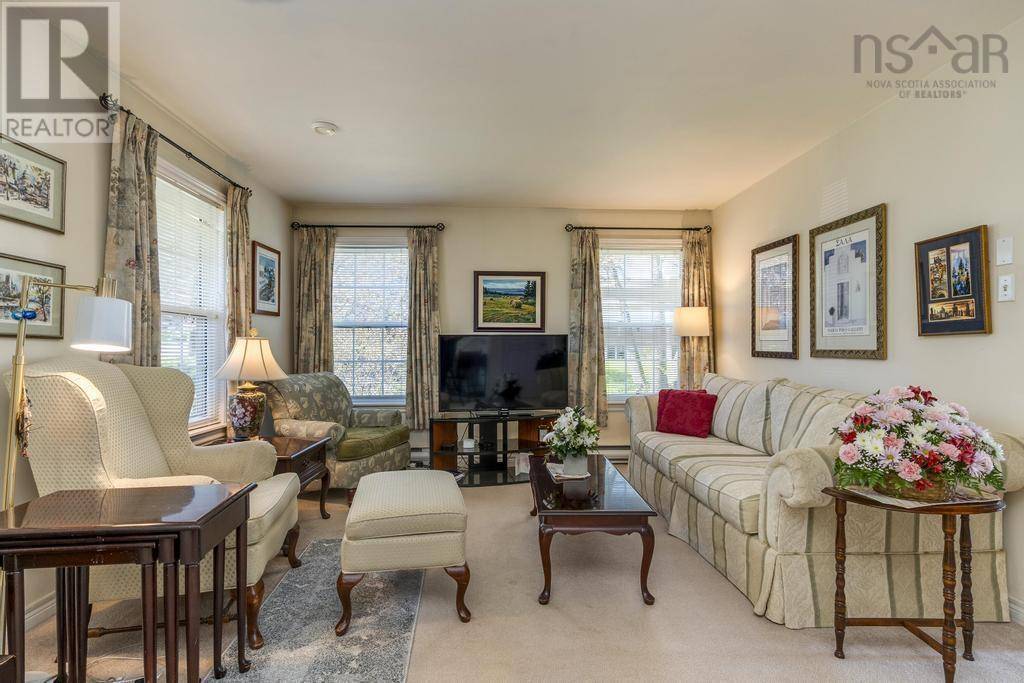 North Kentville, NS B4N5A6,278 Fox Hill Avenue