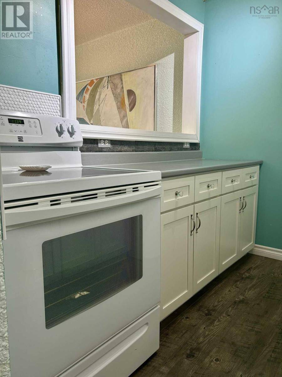 Halifax, NS B3K5K2,5572 North Ridge RD #306