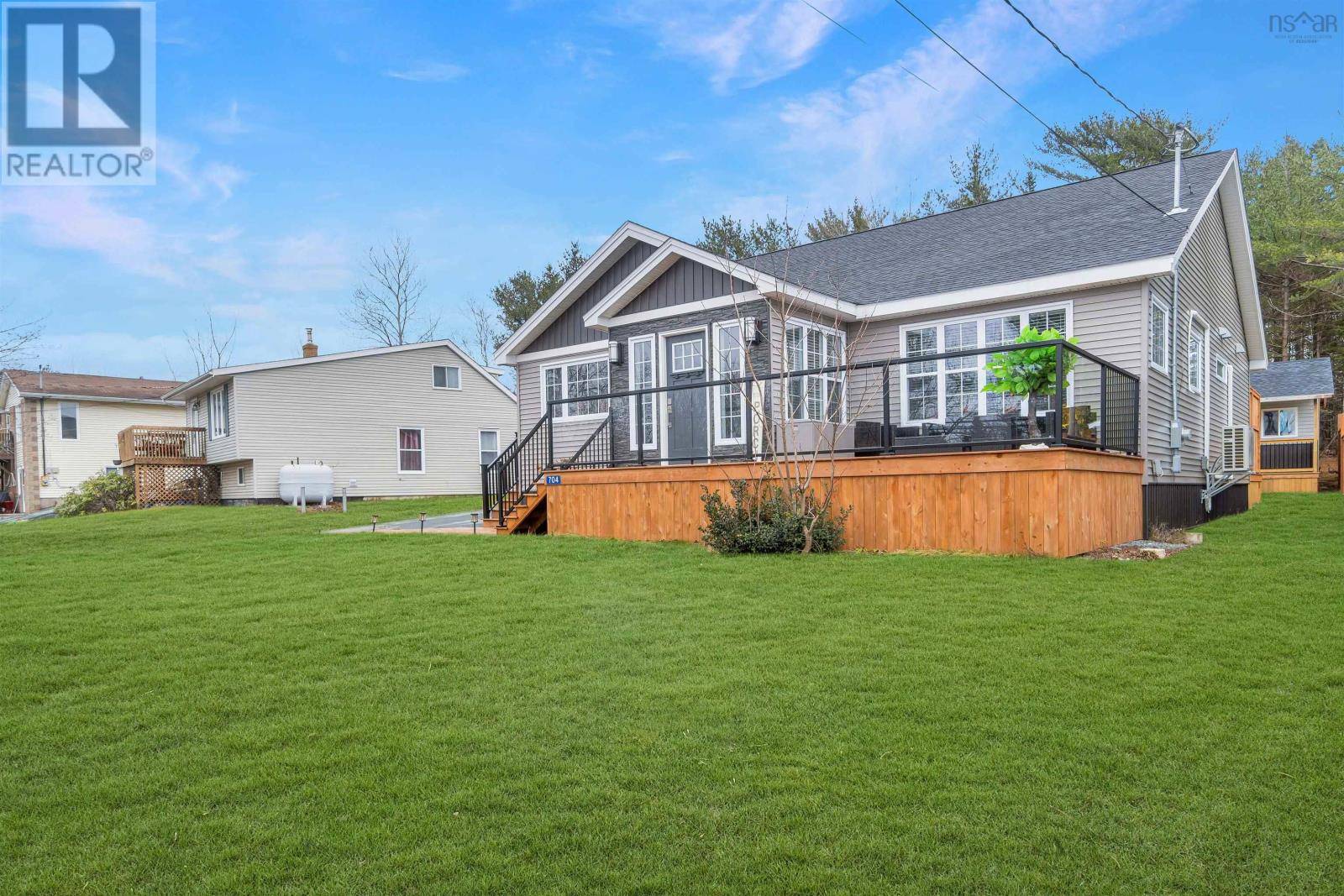 Dartmouth, NS B2X2G4,704 Waverley Road