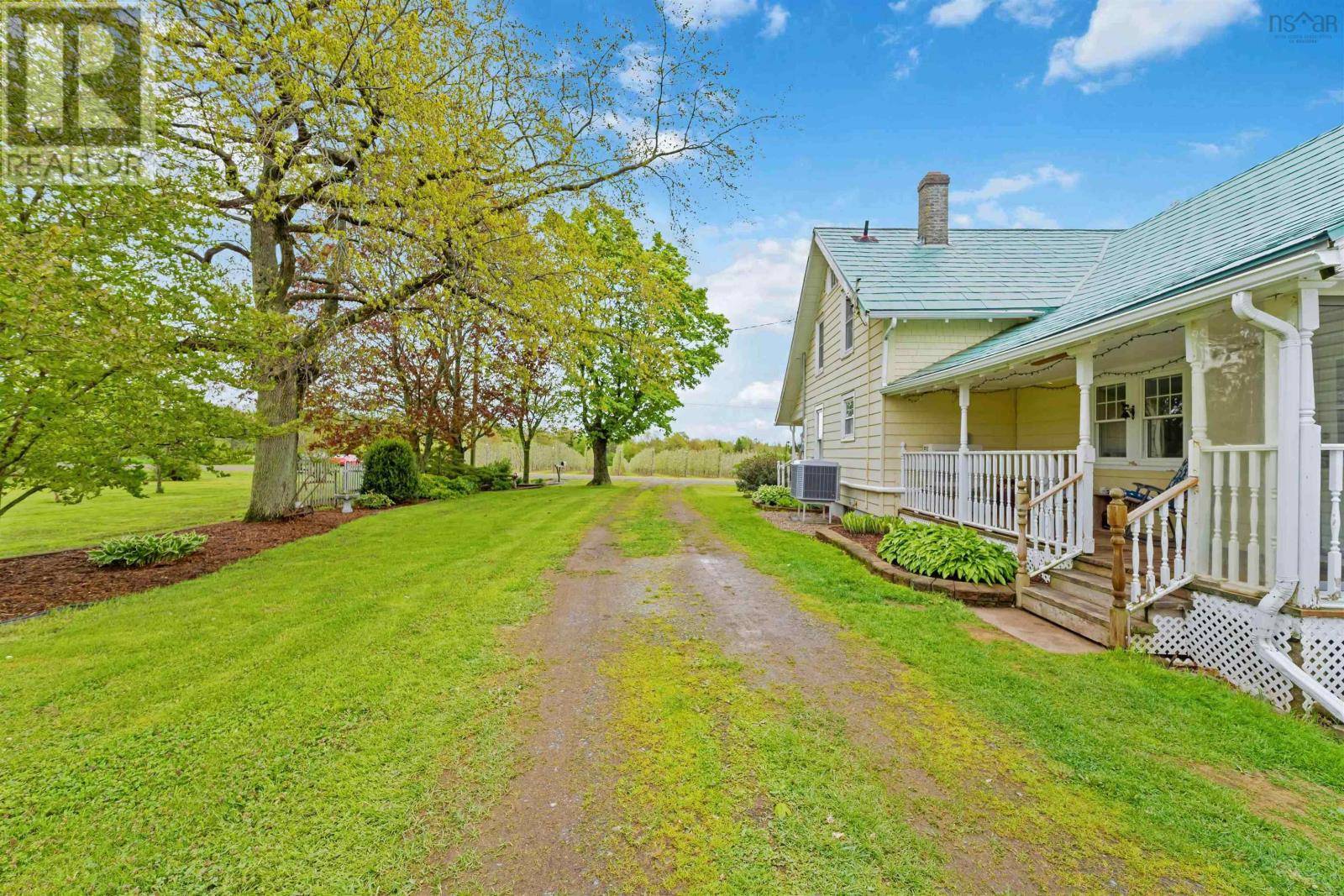 Grafton, NS B0P1V0,259 Arnold Road