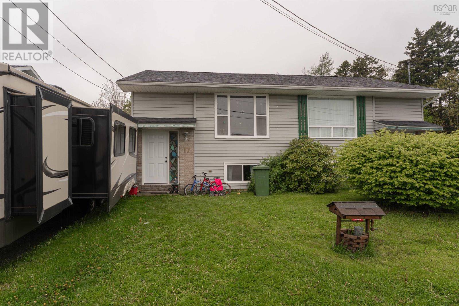 Lower Sackville, NS B4C3W2,17 Contessa Court