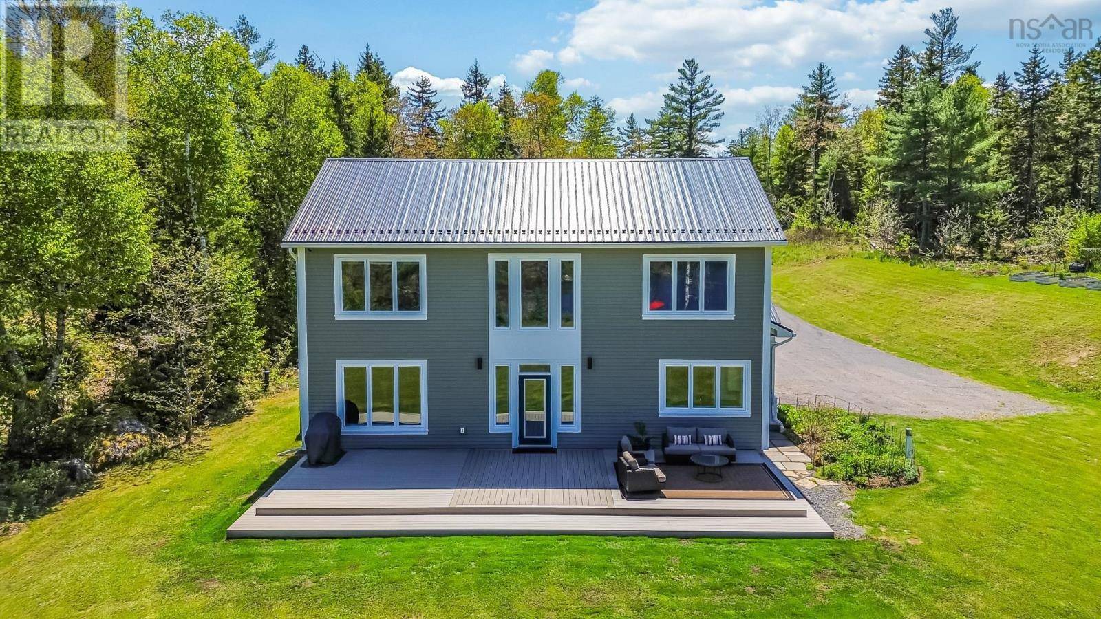 Lake Paul, NS B0P1C0,672 Loon Lake Drive