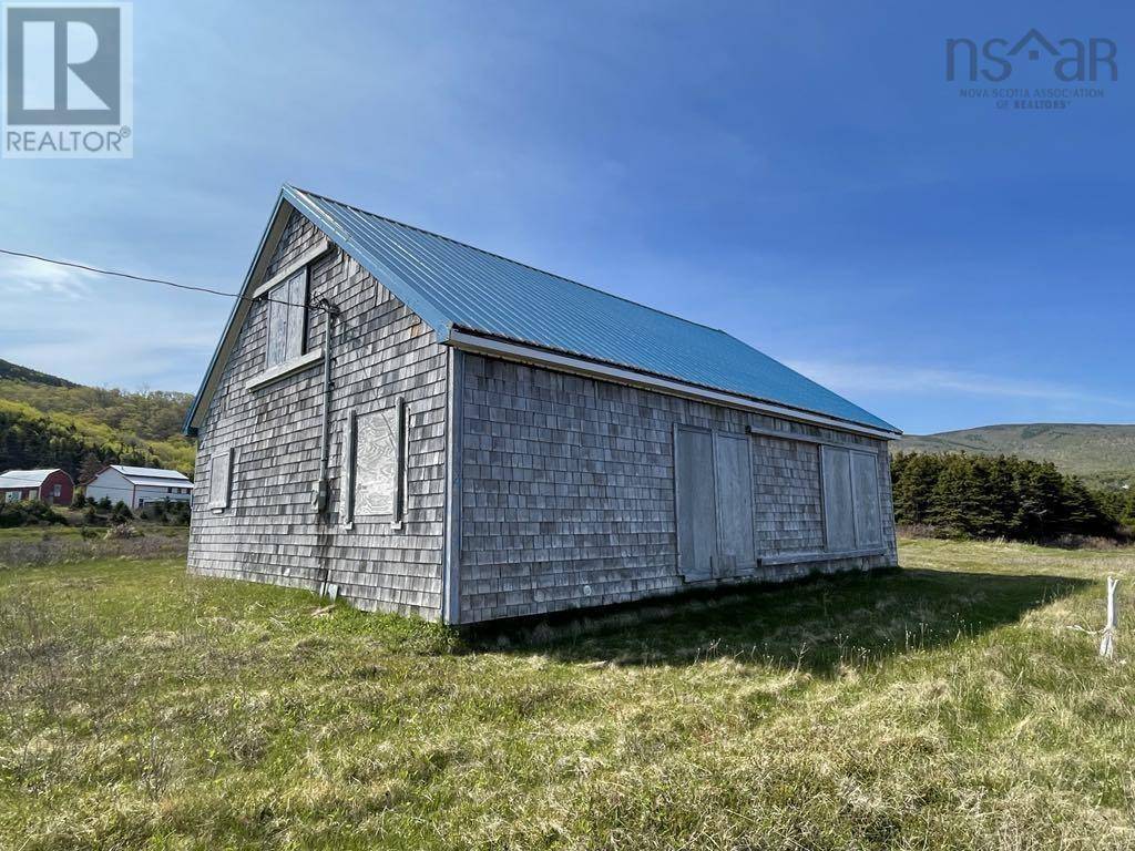 Pleasant Bay, NS B0E1H0,99 Pleasant Bay Loop