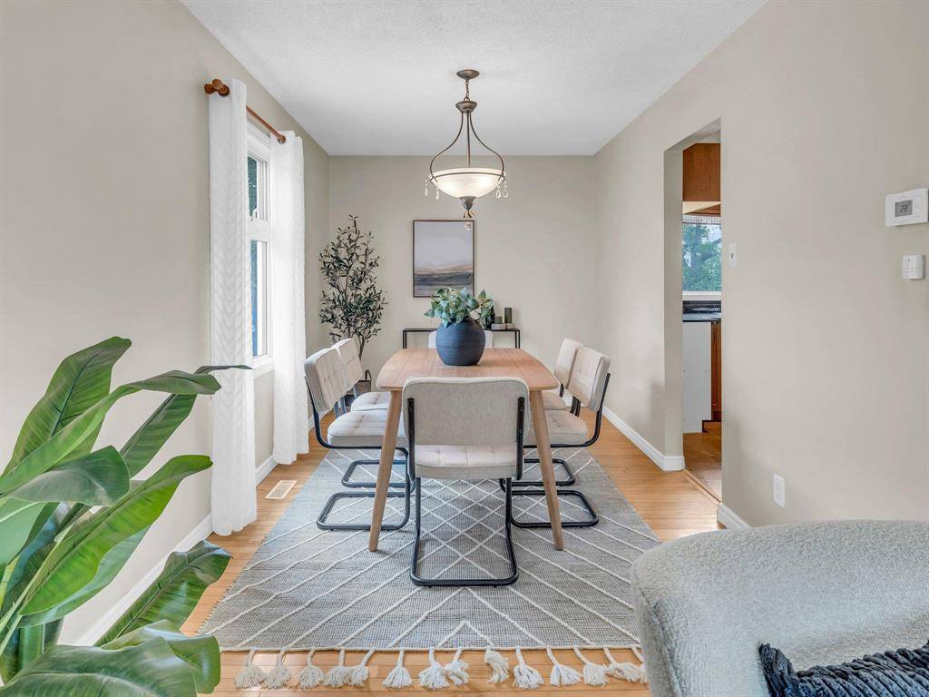 Winnipeg, MB R3T4B8,1603 Chancellor Drive
