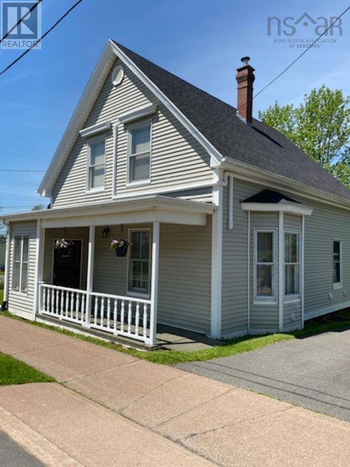 New Glasgow, NS B2H2Z4,421 Pleasant Street