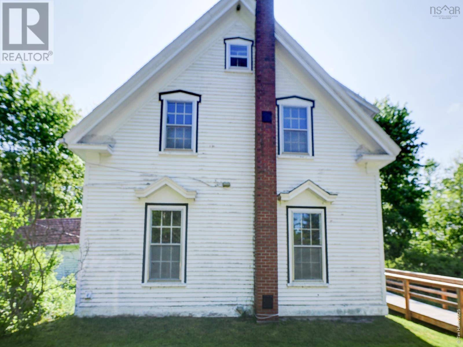 Chester, NS B0J1J0,3948 North Street