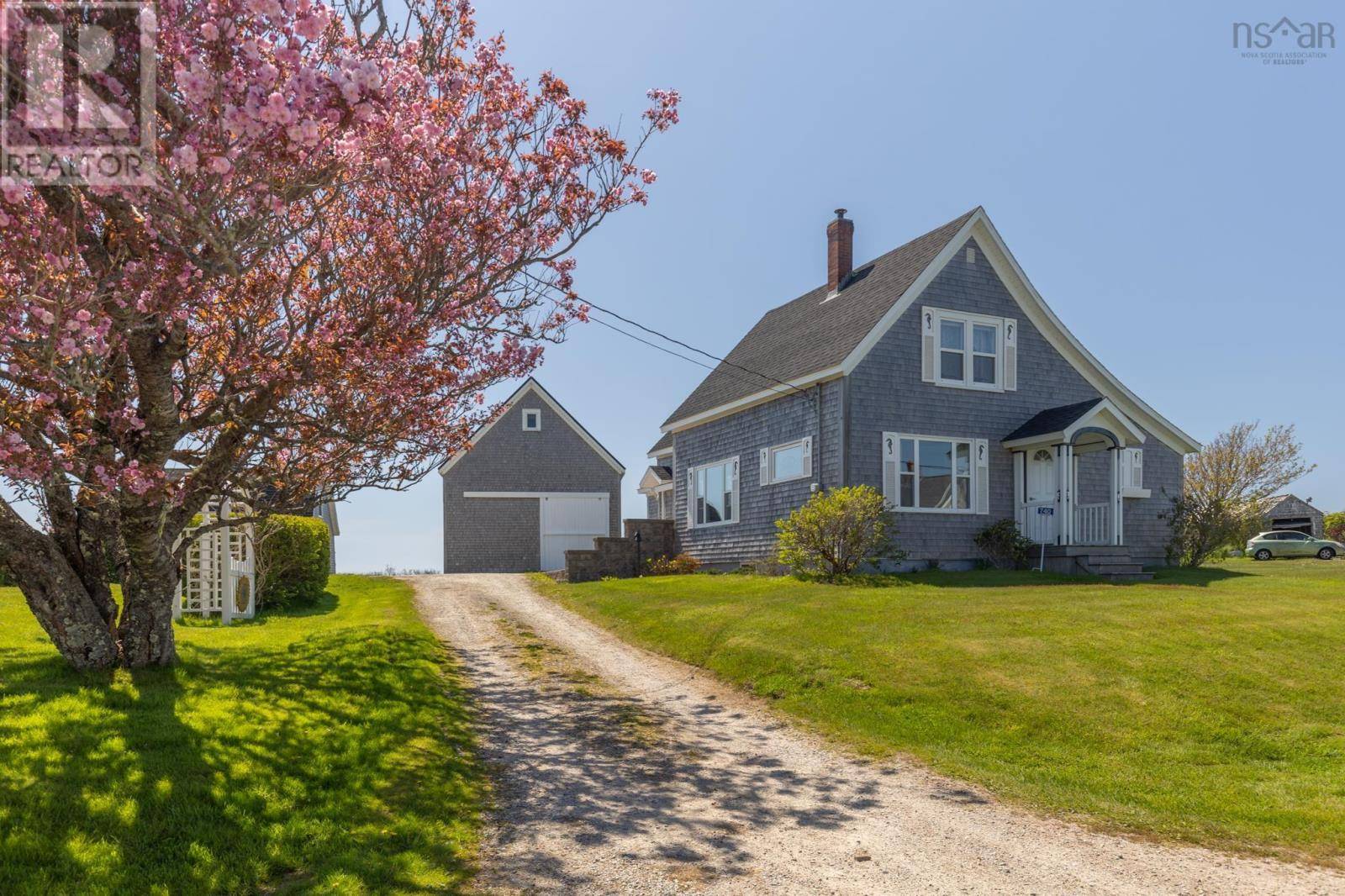 Pembroke, NS B5A5H3,740 Pembroke Road