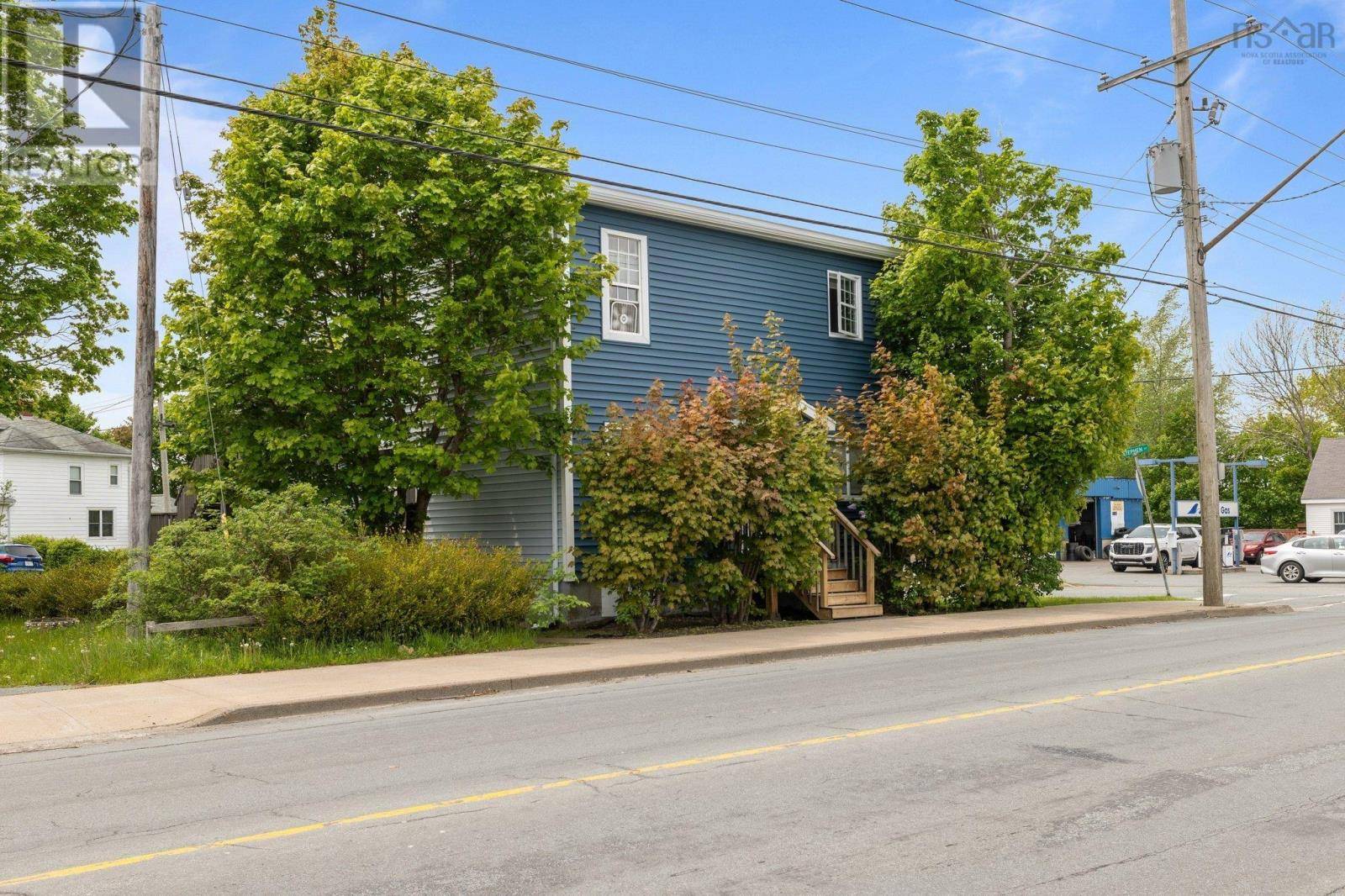 Dartmouth, NS B2Y3R6,204 Pleasant Street