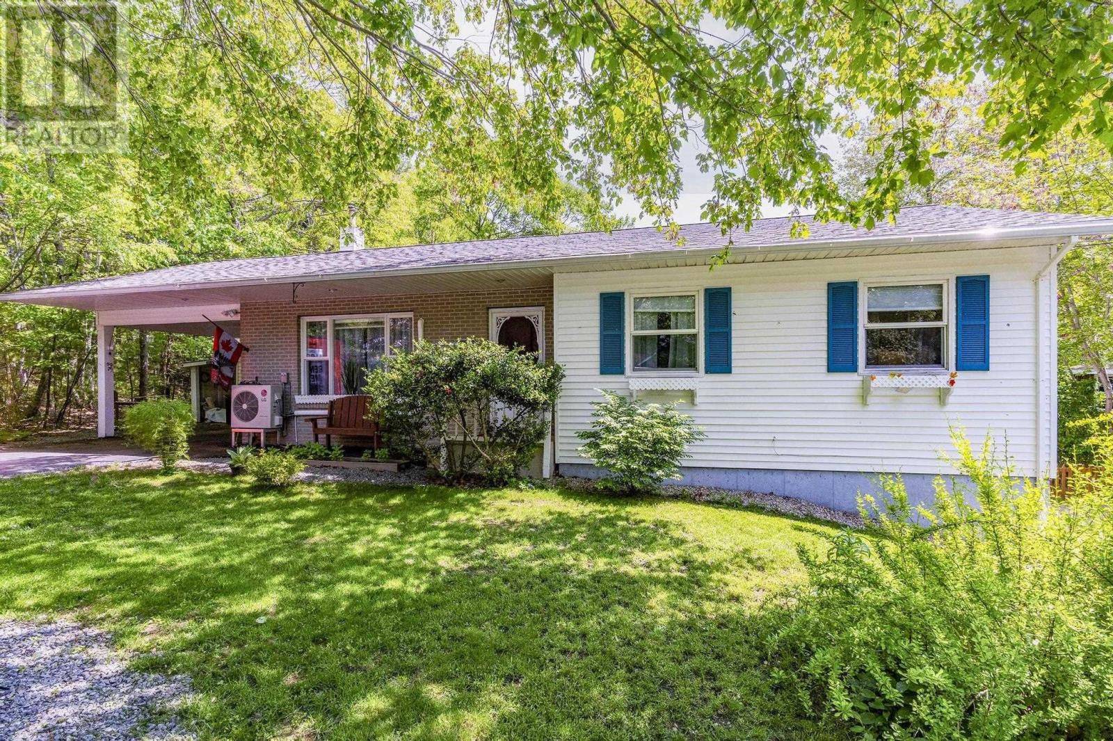 Bridgewater, NS B4V3S9,59 Winburn Ave