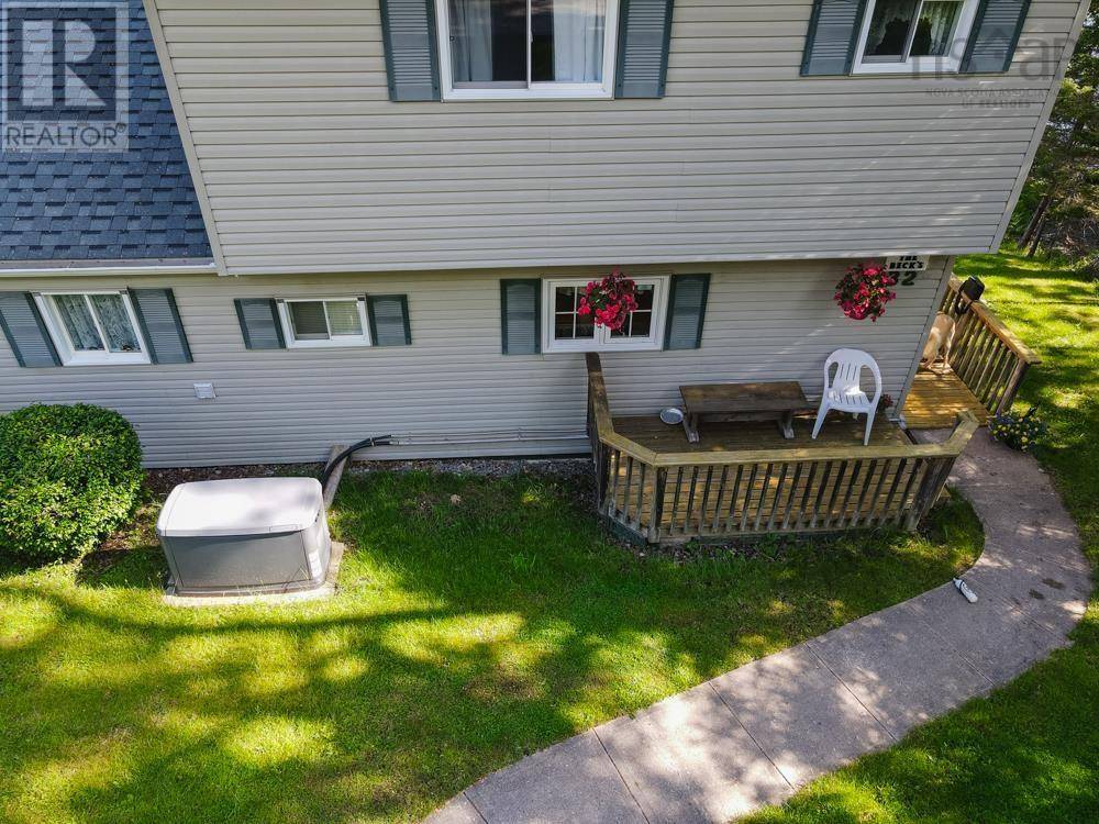 Mount Uniacke, NS B0N1Z0,32 Memory Lane