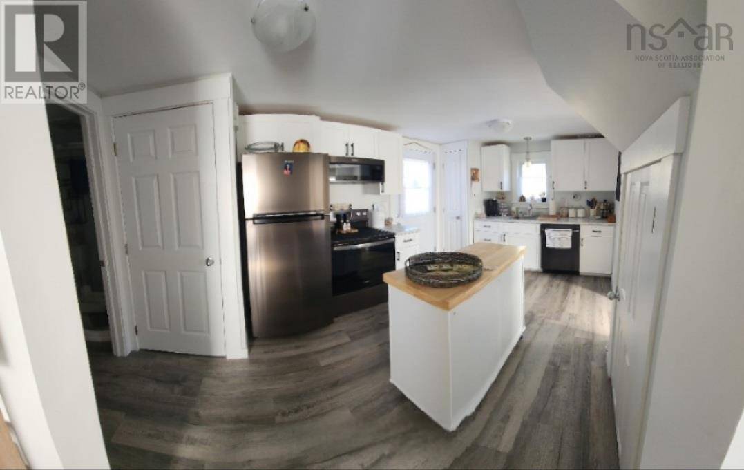 Salmon River, NS B2N1K2,2005 EAST PRINCE Street
