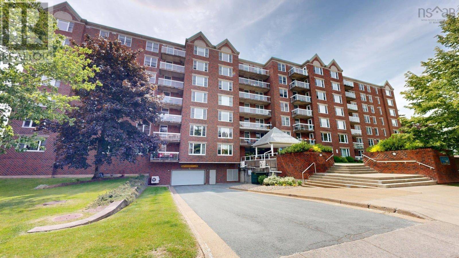 Halifax, NS B3N3E3,85 Spinnaker DR #111