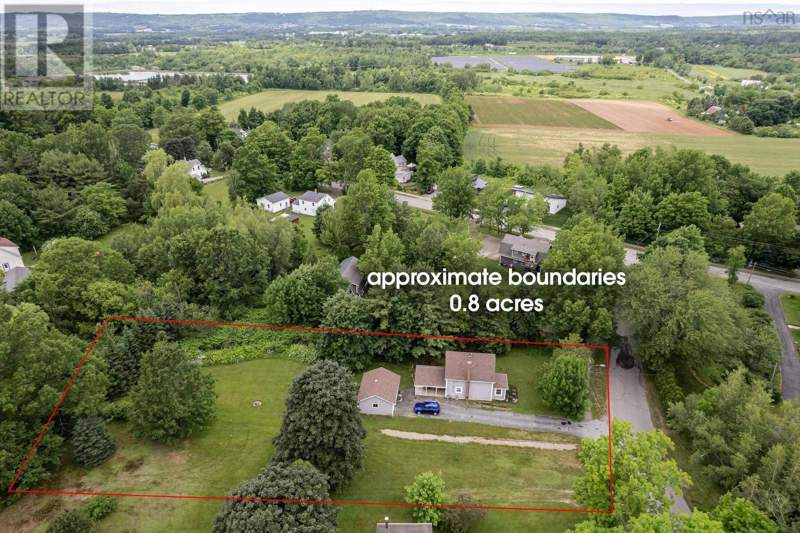 Berwick, NS B0P1E0,108 Cottage Street