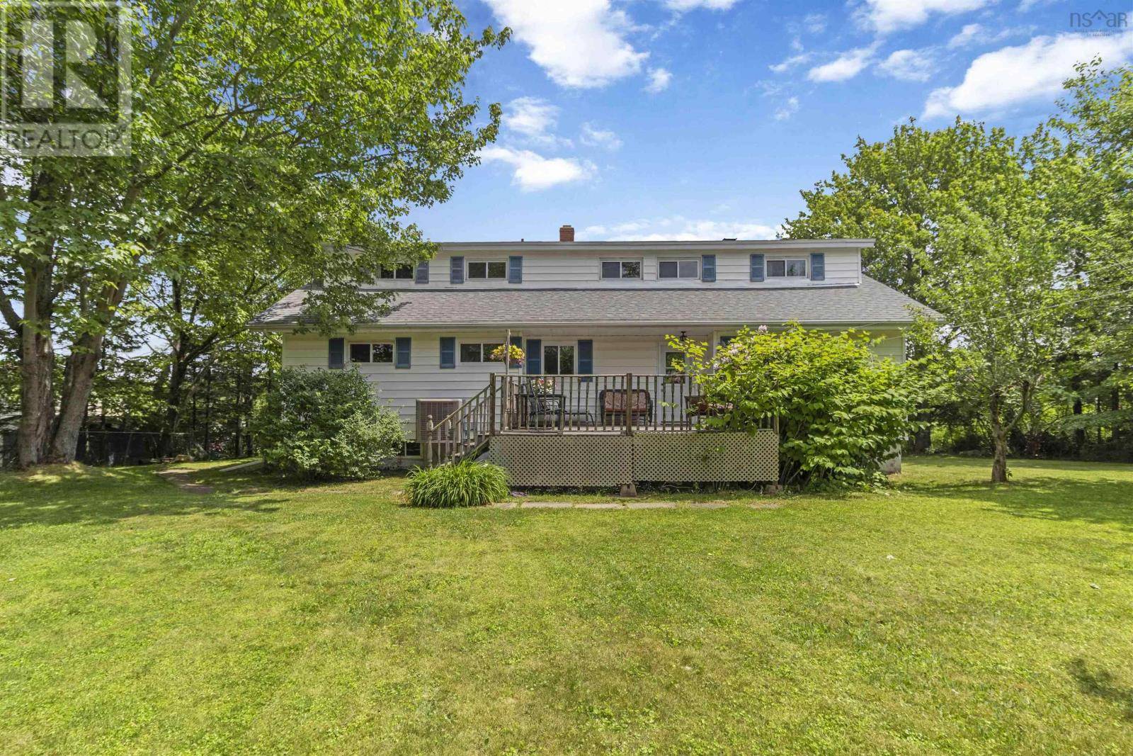 Dartmouth, NS B2W2M1,98 Wildwood Boulevard