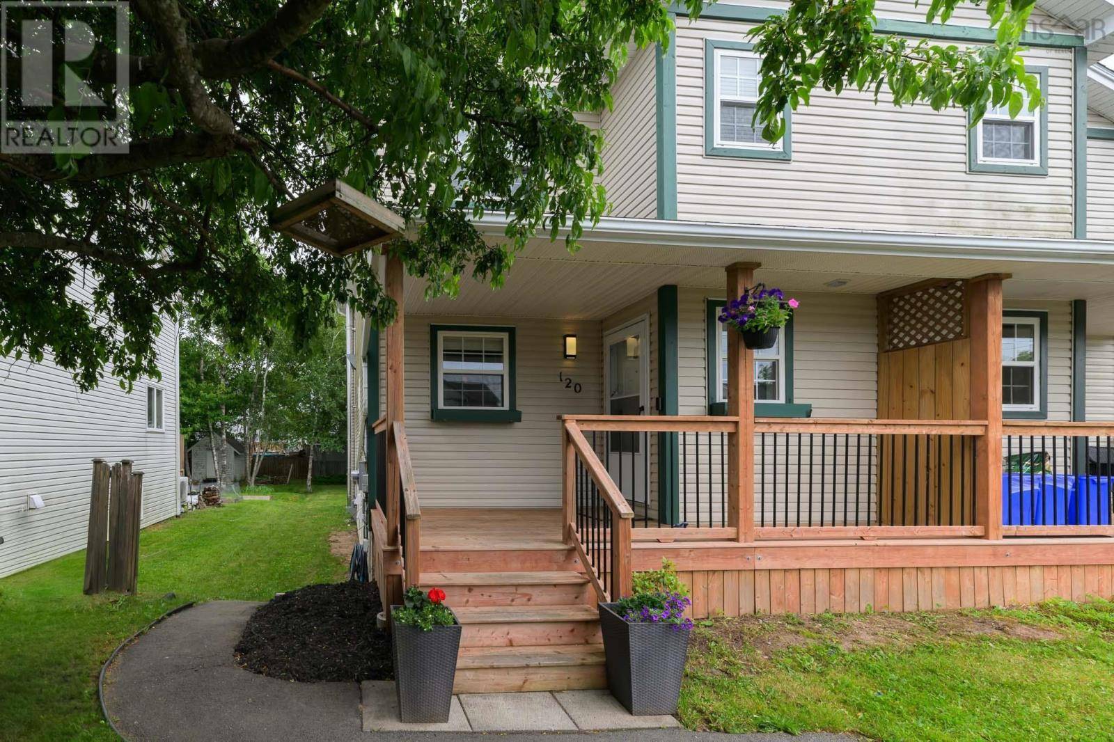 Timberlea, NS B3T1E9,120 Brentwood Avenue