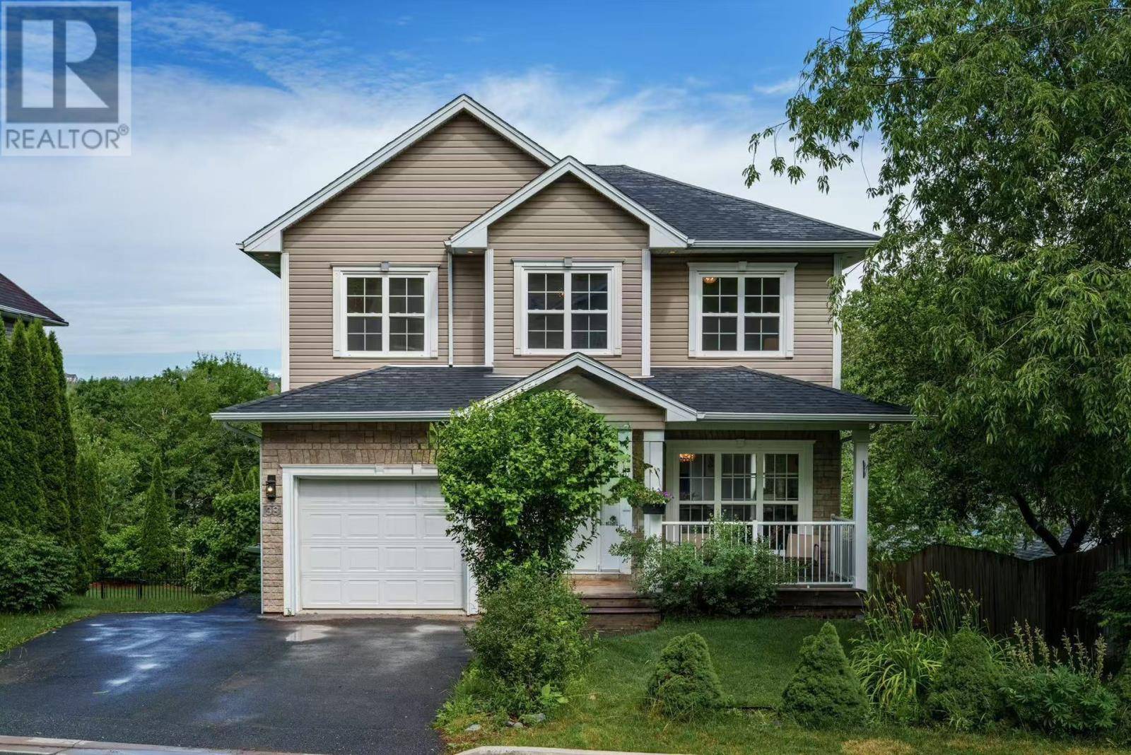 Bedford, NS B4A2J3,98 Golf Links Road