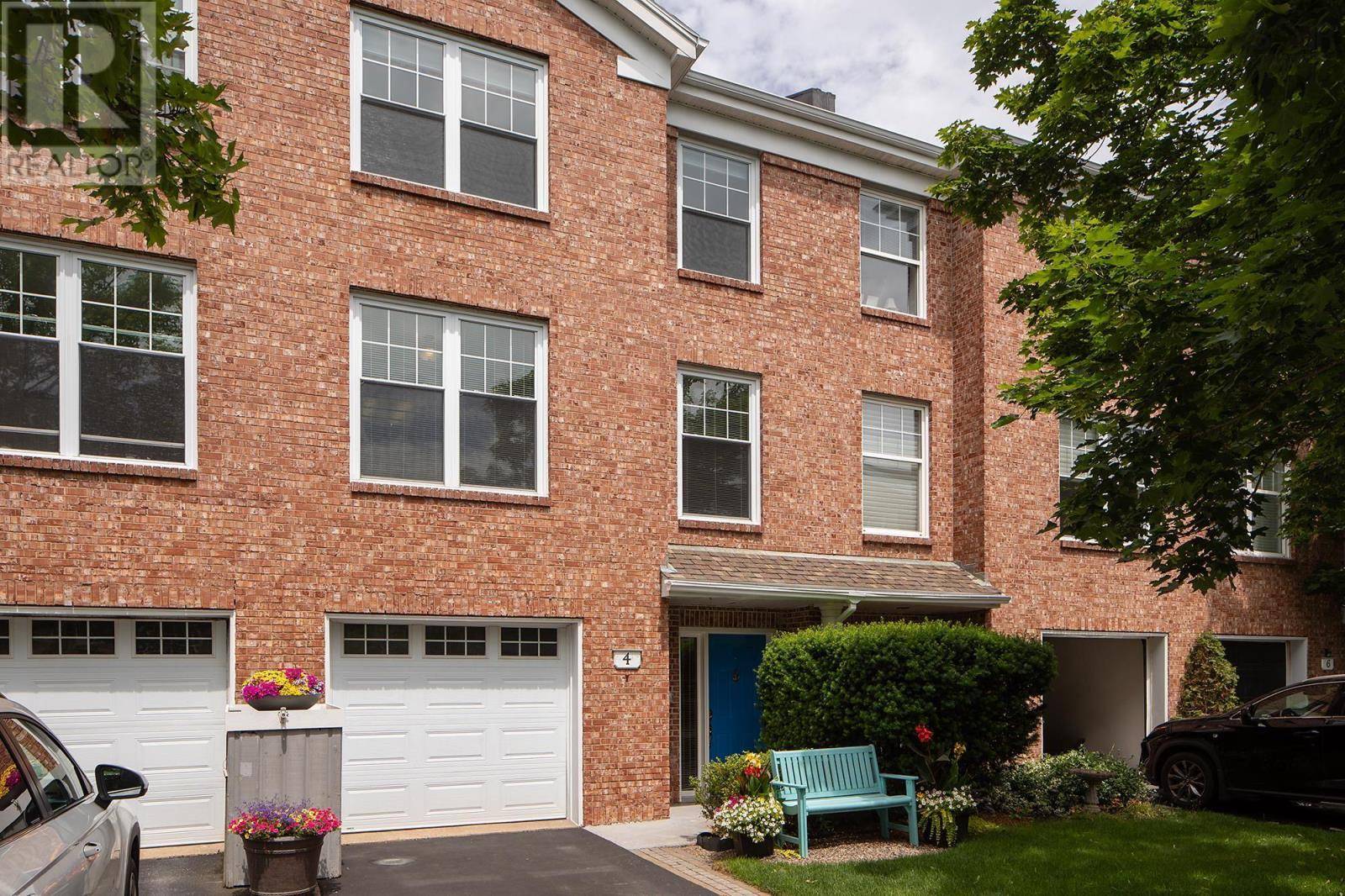 Bedford, NS B4A4B4,4 Arthur Lismer Court