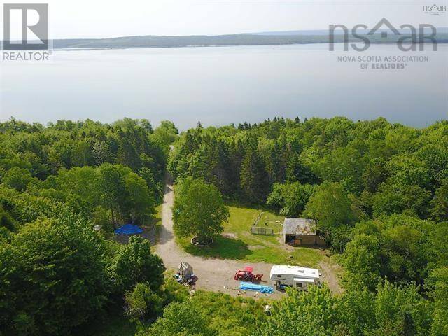 Aberdeen, NS B0E3M0,105 10843 Highway 105