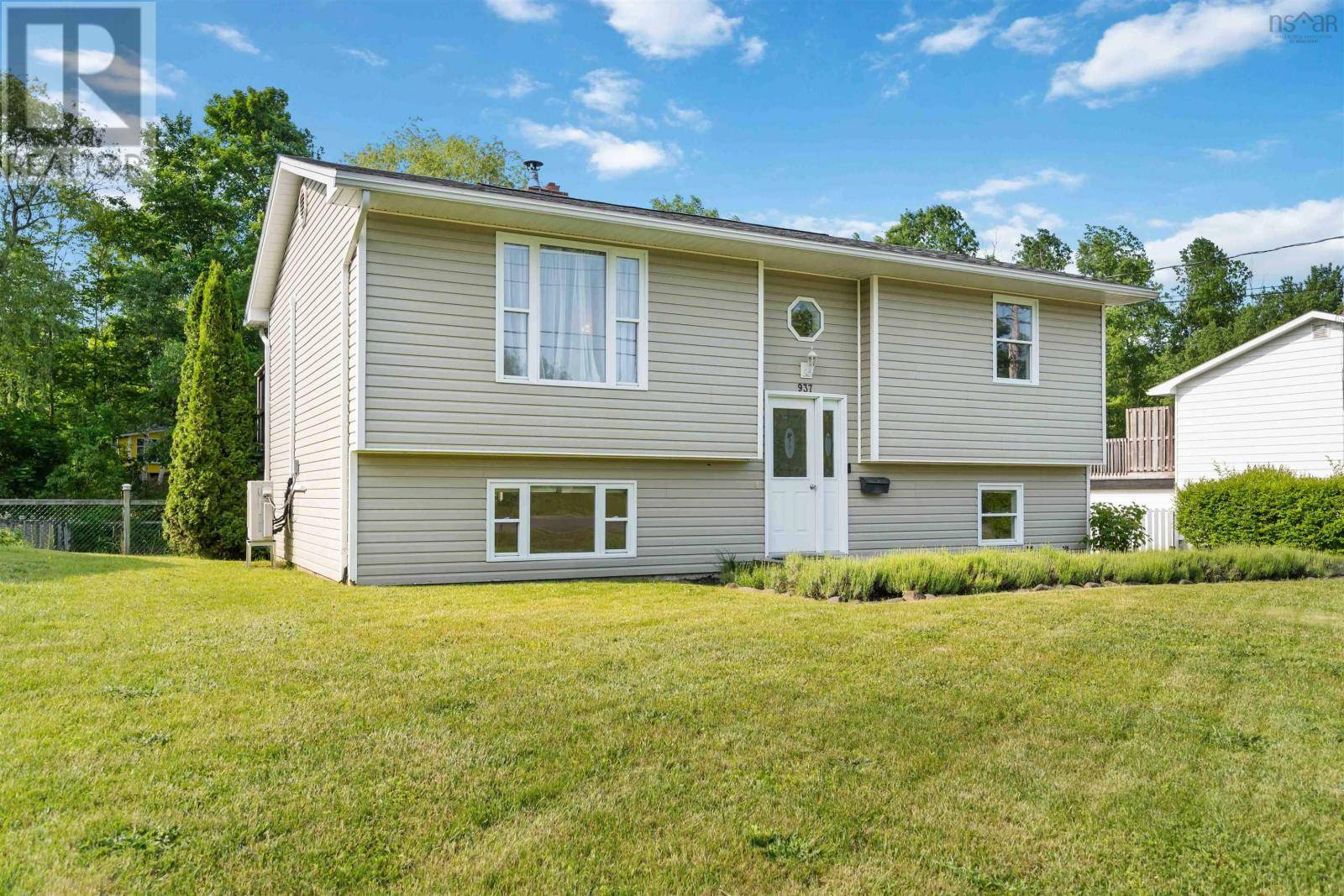North Kentville, NS B4N4P3,937 Penny Lane