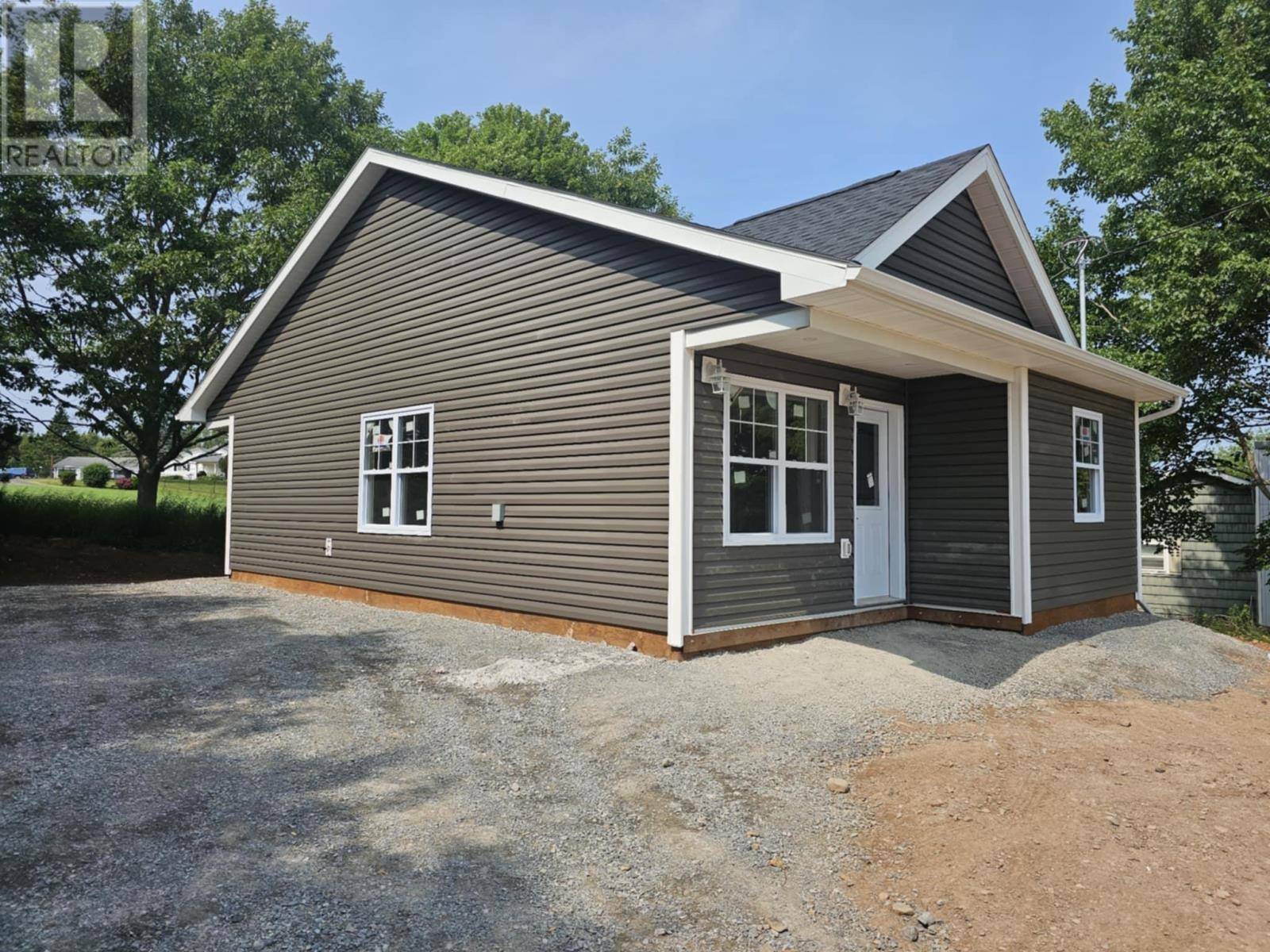 Central Onslow, NS B6L5C7,13187 Highway 2