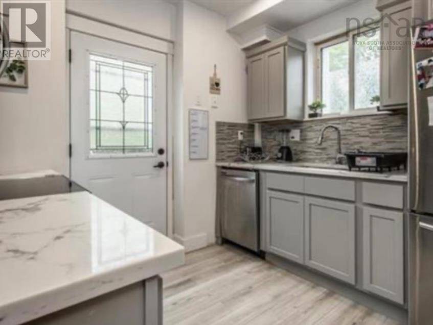 Fairmount, NS B3N1L2,157-159 Crown Drive