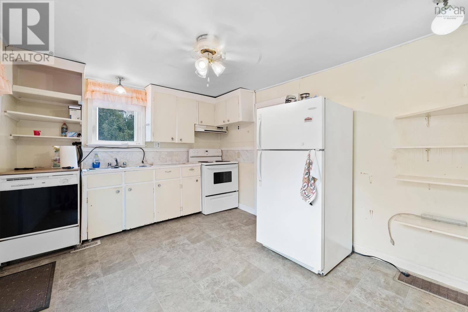 Weymouth, NS B0W3T0,534 Weymouth Falls Road