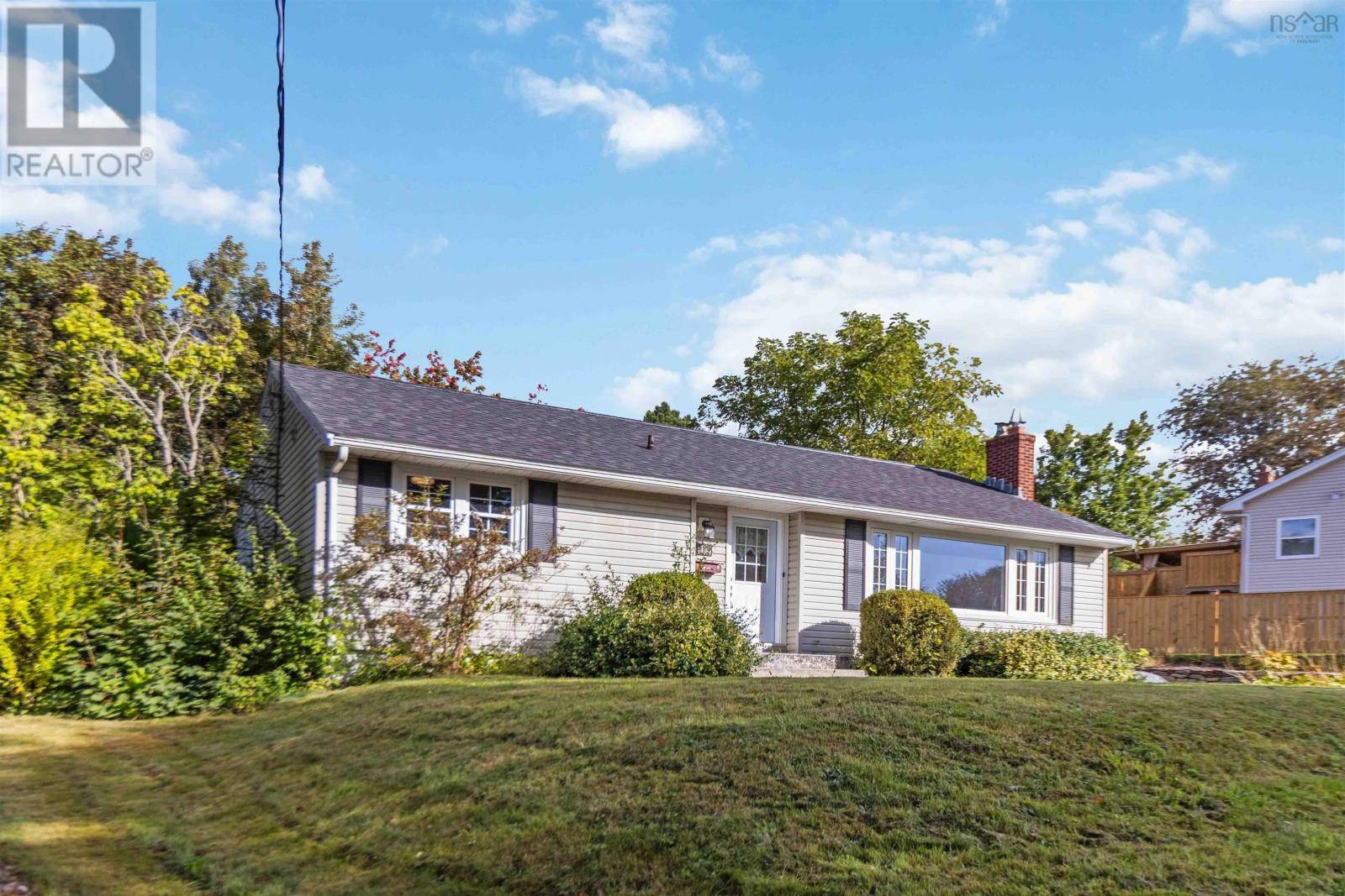 Dartmouth, NS B2W2T5,12 Elizabeth Street