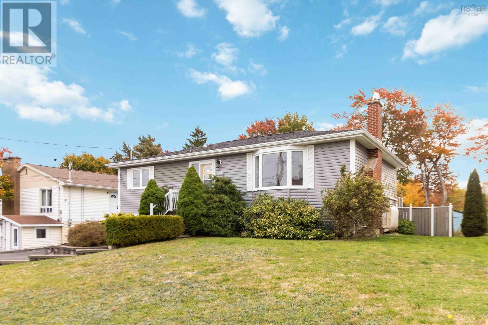 Halifax, NS B3N2K1,160 Rosedale Avenue