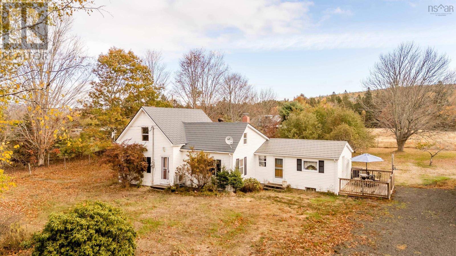 Round Hill, NS B0S1C0,1546 Spurr Road