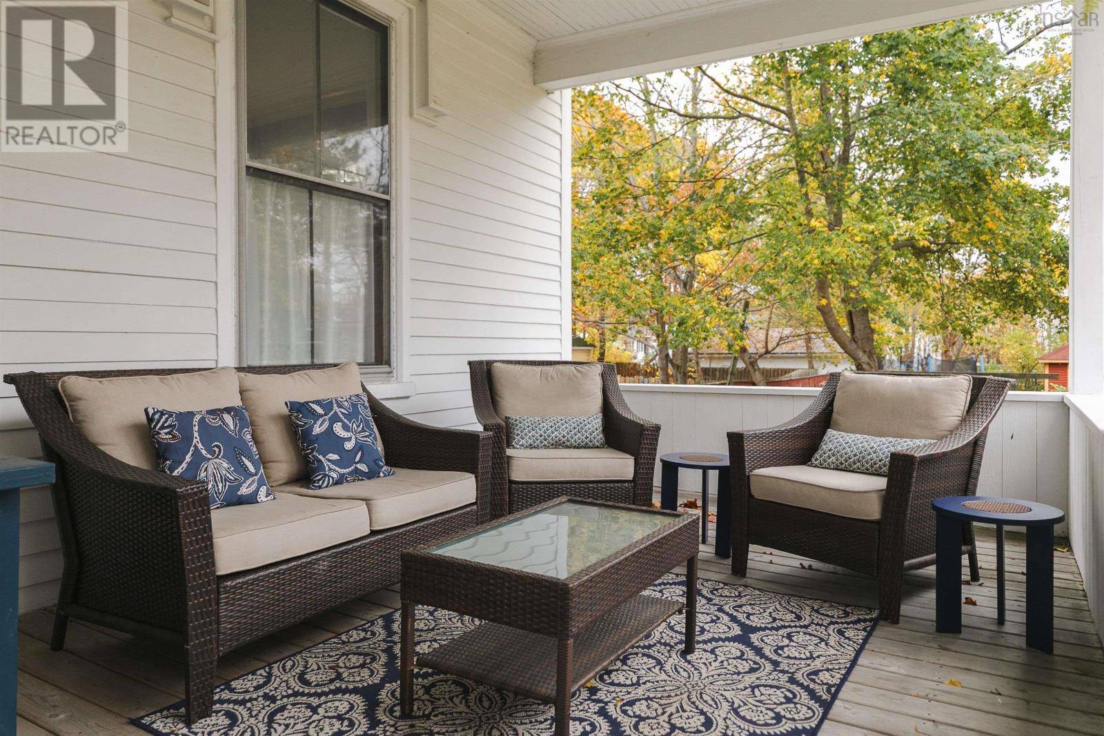 New Glasgow, NS B2H3L8,202 Washington Street